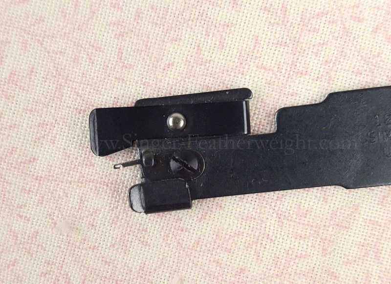 Needle Threader, BLACKSIDE SET, Singer (Vintage Original) - Image 3