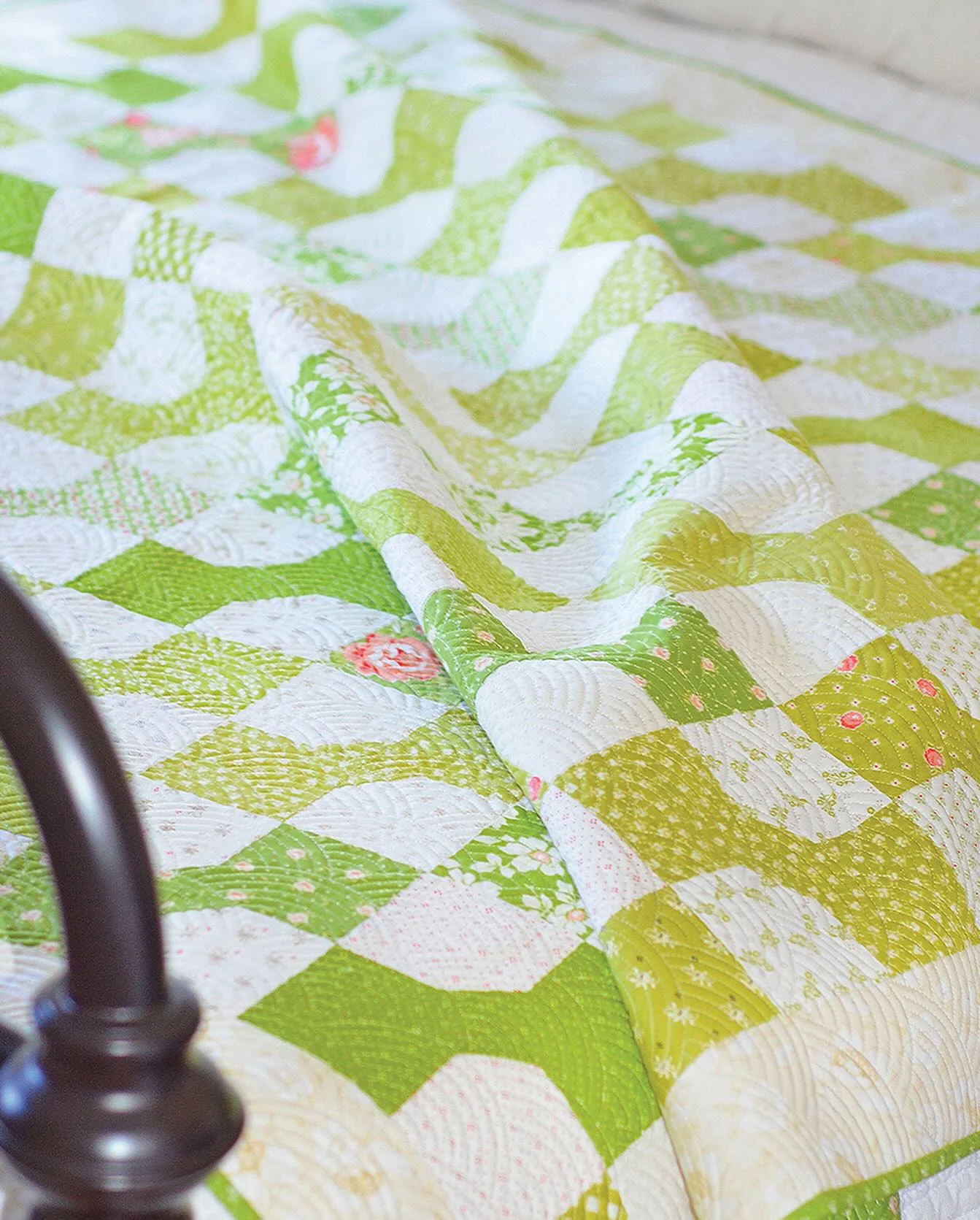 PATTERN BOOK, Strawberry Garden Sampler Quilt by Joanna Figueroa of Fig Tree & Co. - Image 5