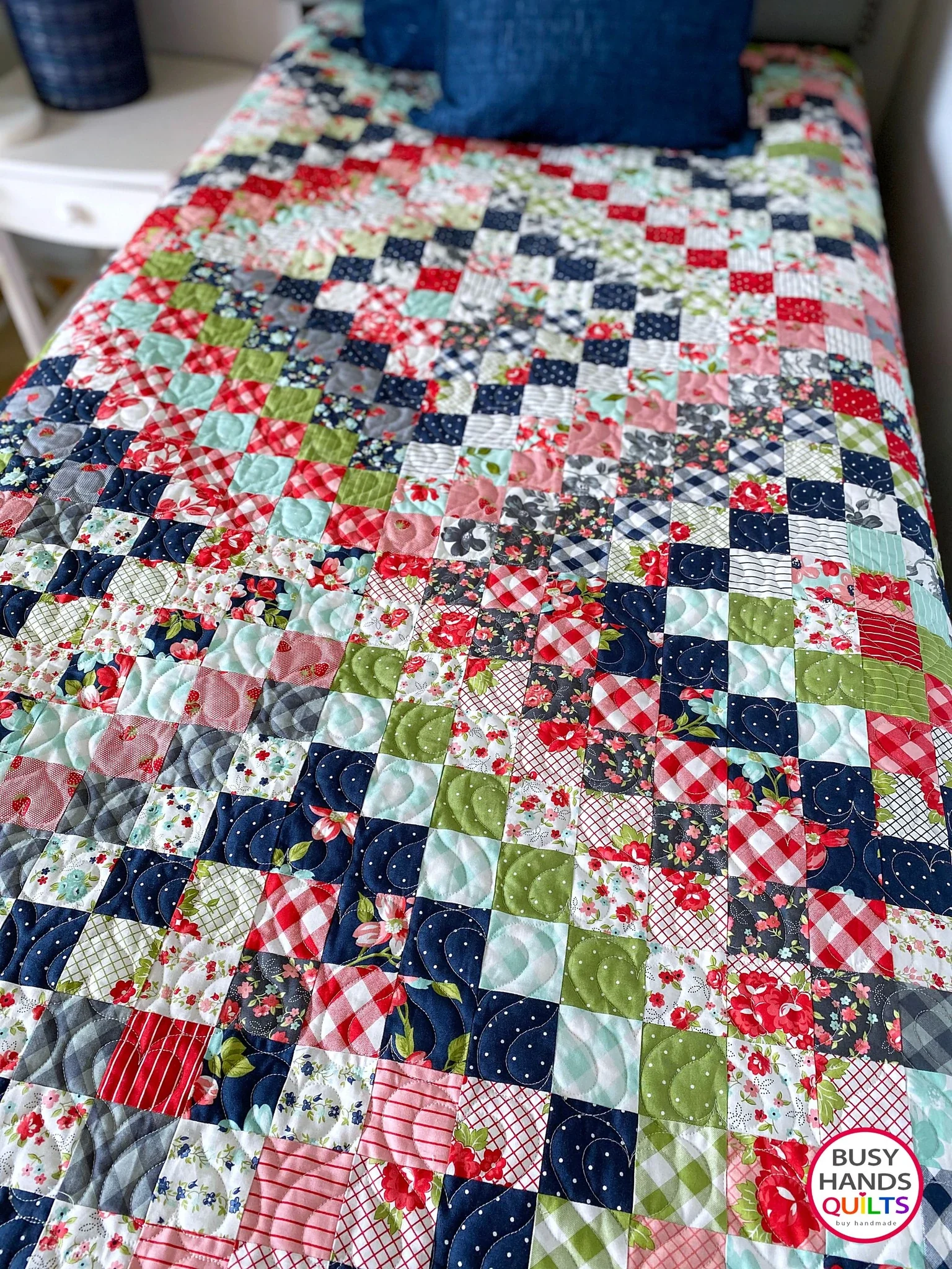 PATTERN, Scrappy Goodness Quilt by Myra Barnes - Image 3