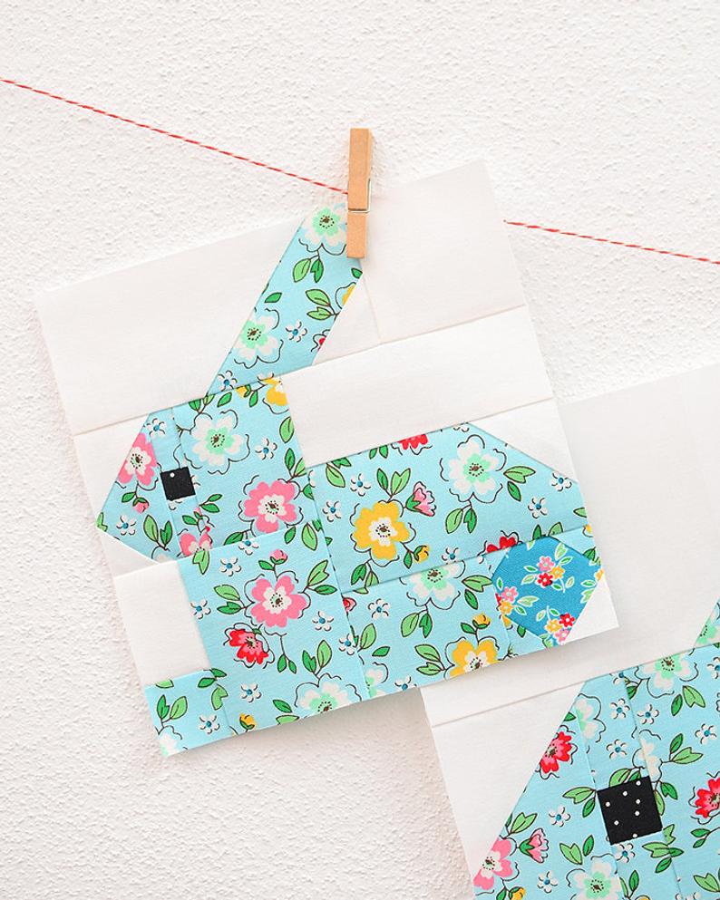 Pattern, Sitting Bunny Rabbit Quilt Block by Ellis & Higgs (digital download) - Image 2