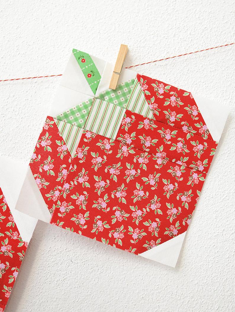 Pattern, Strawberry Quilt Block by Ellis & Higgs (digital download) - Image 2