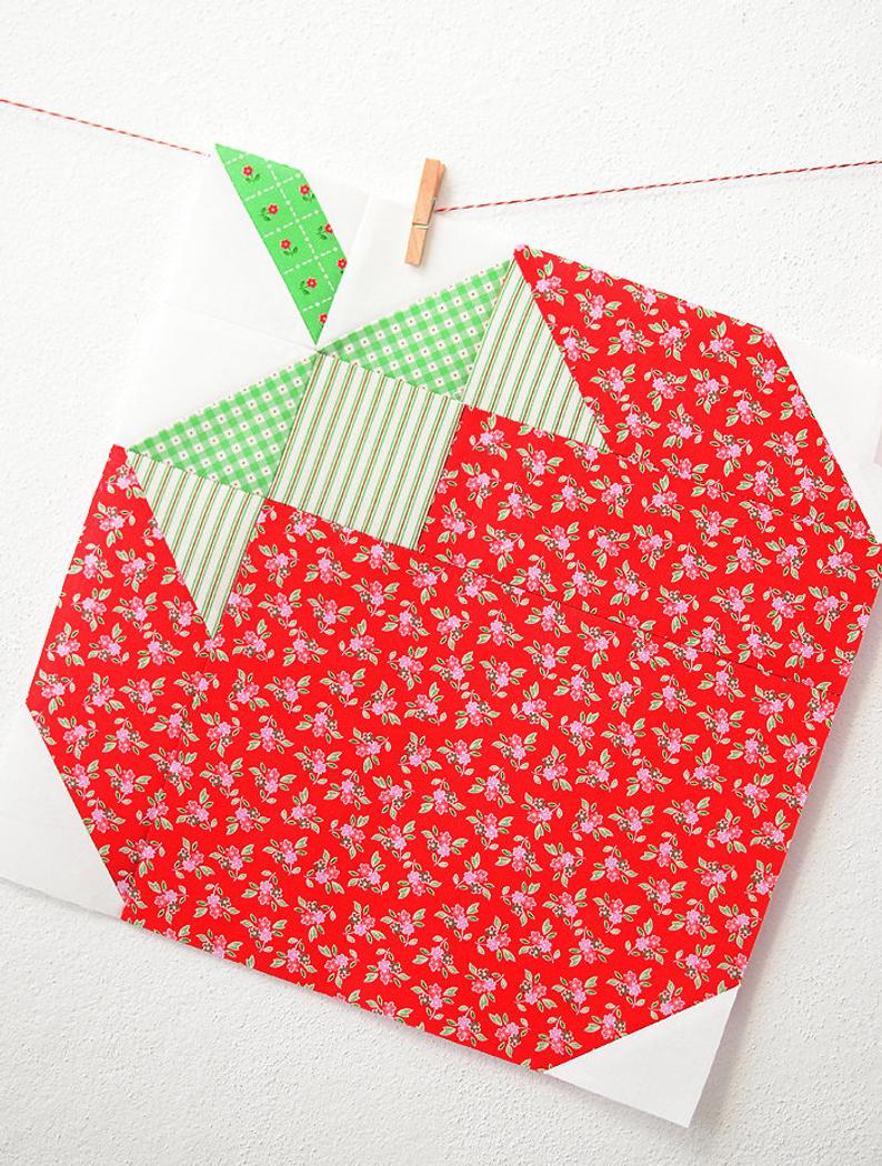 Pattern, Strawberry Quilt Block by Ellis & Higgs (digital download) - Image 3