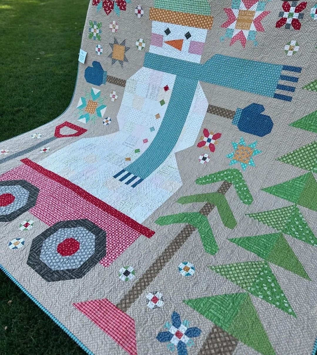 PATTERN, The Quilted Snowman Quilt Pattern by Lori Holt - Image 4
