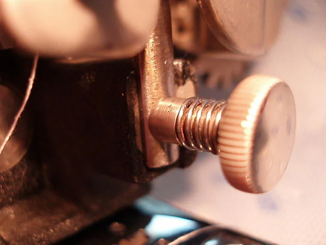 Pinking Attachment, Singer (Vintage Original) - Image 7