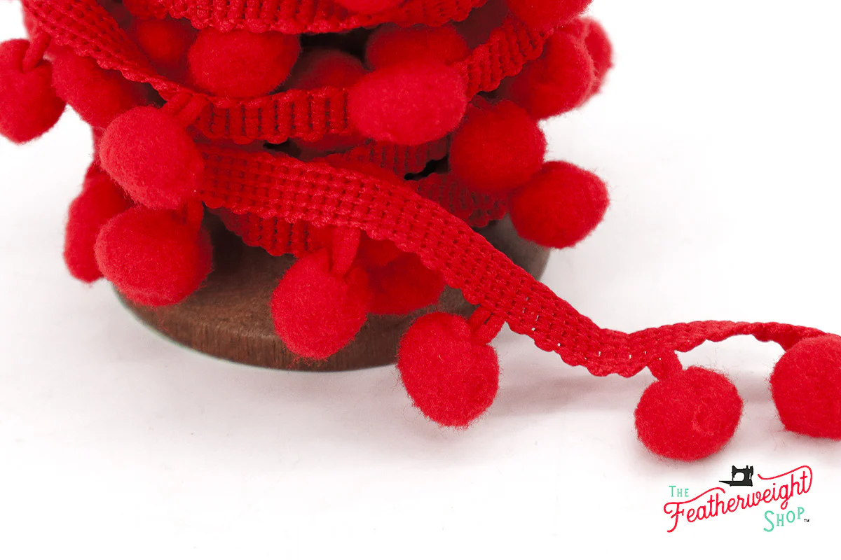 Pom-Pom Trim, RED 3/8" Ball