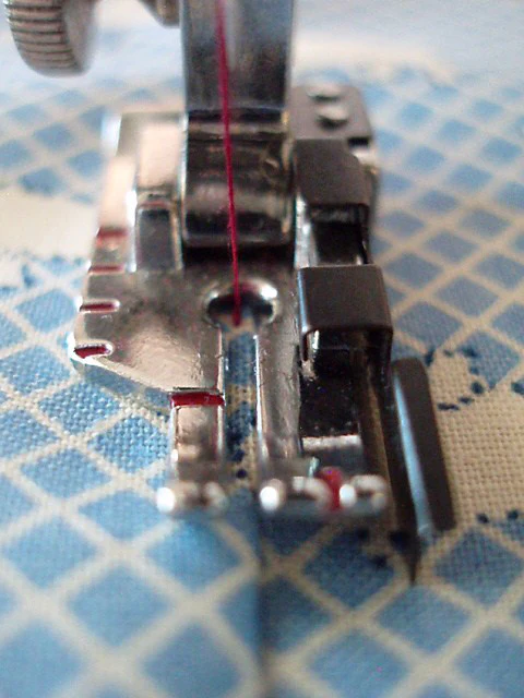 Quarter Inch (1/4") Foot, LOW Shank - SCANT - Image 5