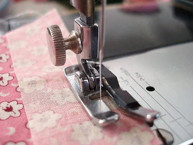 Quarter Inch (1/4") Foot, Hinged - Image 6