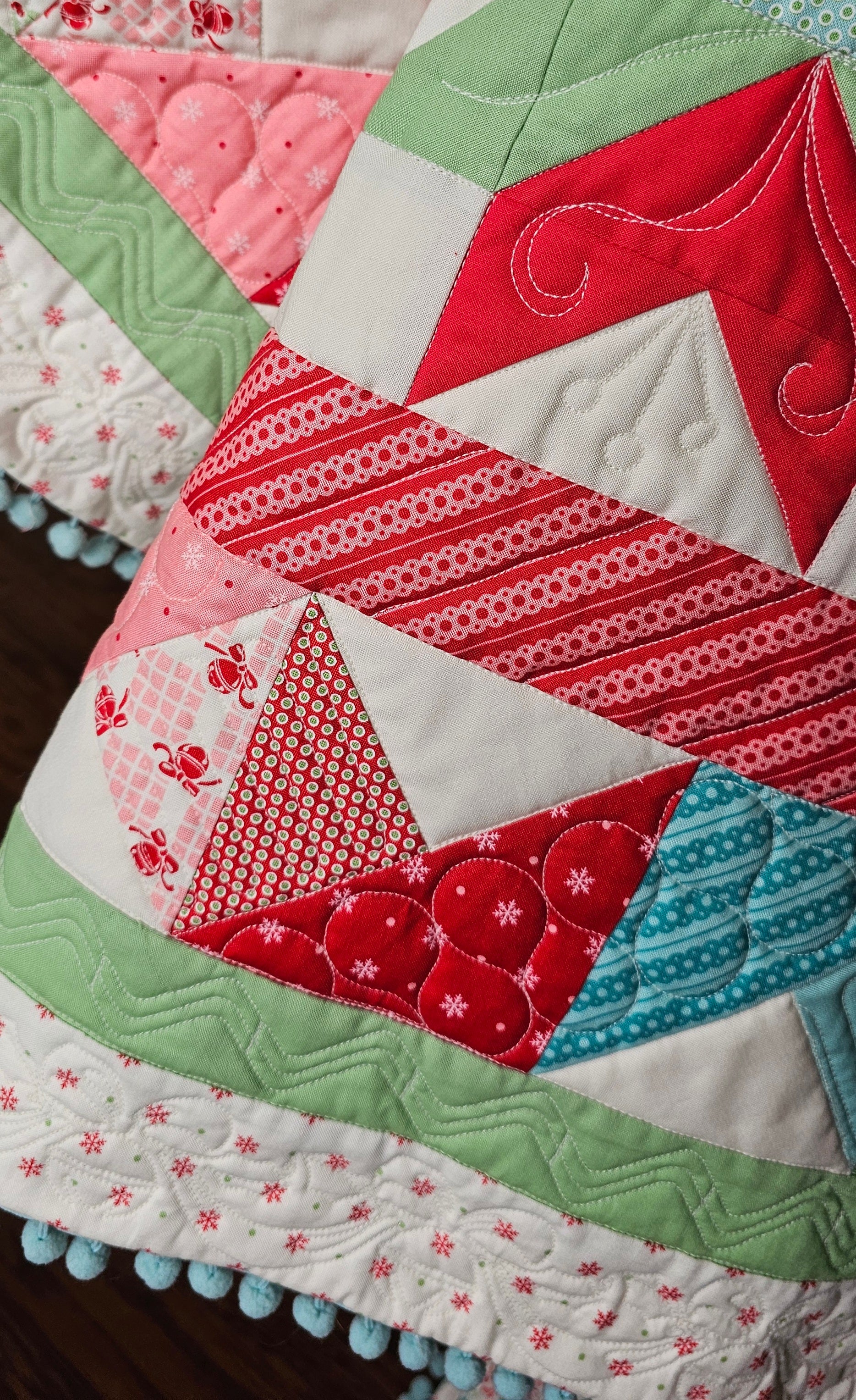 Quilt Kit, HENRIETTA Kitty Christmas Stocking - Image 7