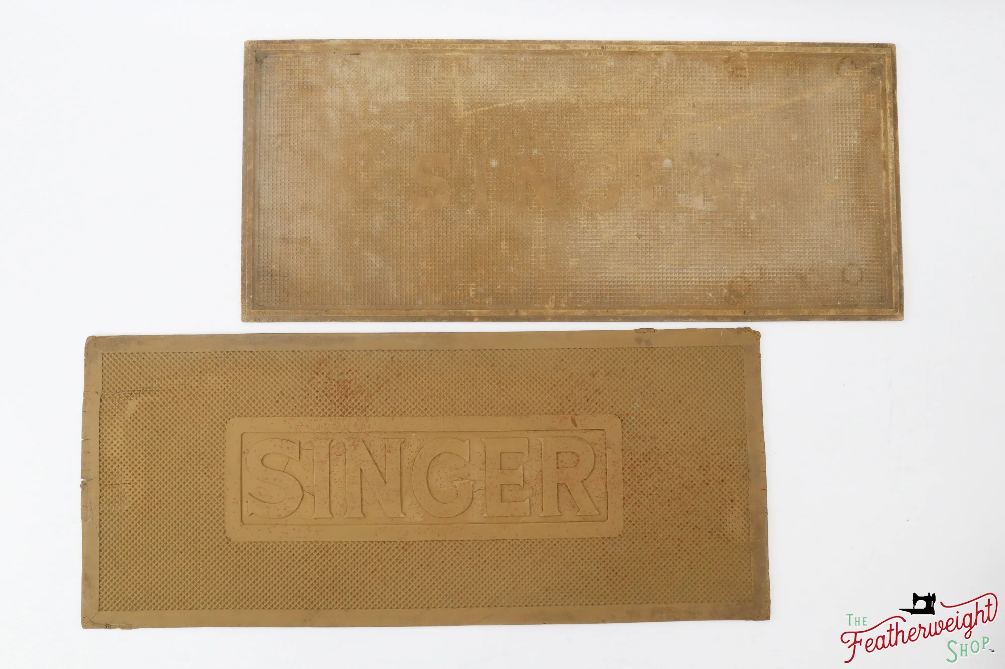 Rubber Table Mat for the Singer Featherweight 221 & 222 (Vintage Original) - Image 11