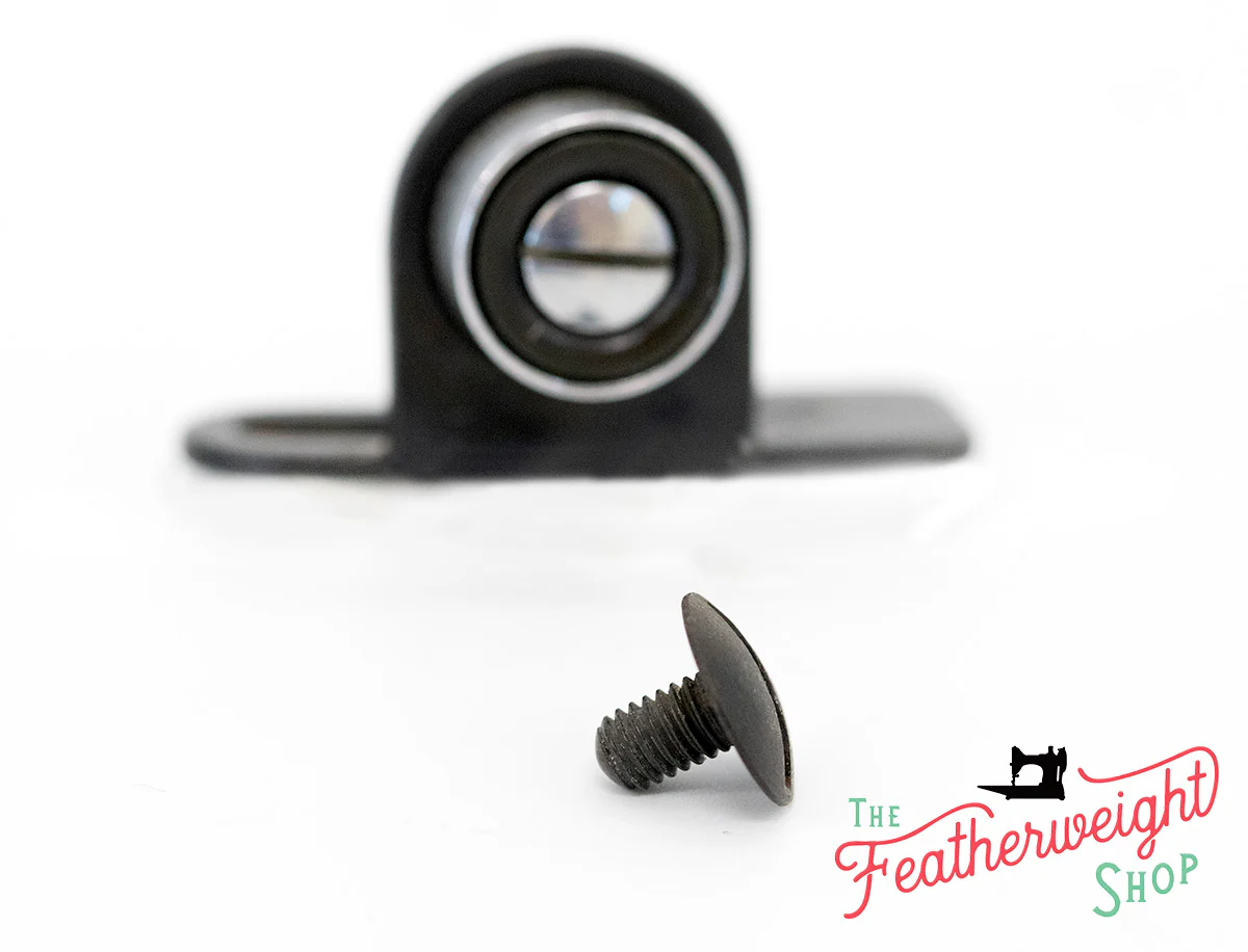 Screw, Bobbin Winder Tension Bracket Screw, Singer Featherweight - (Vintage Original) - Image 2