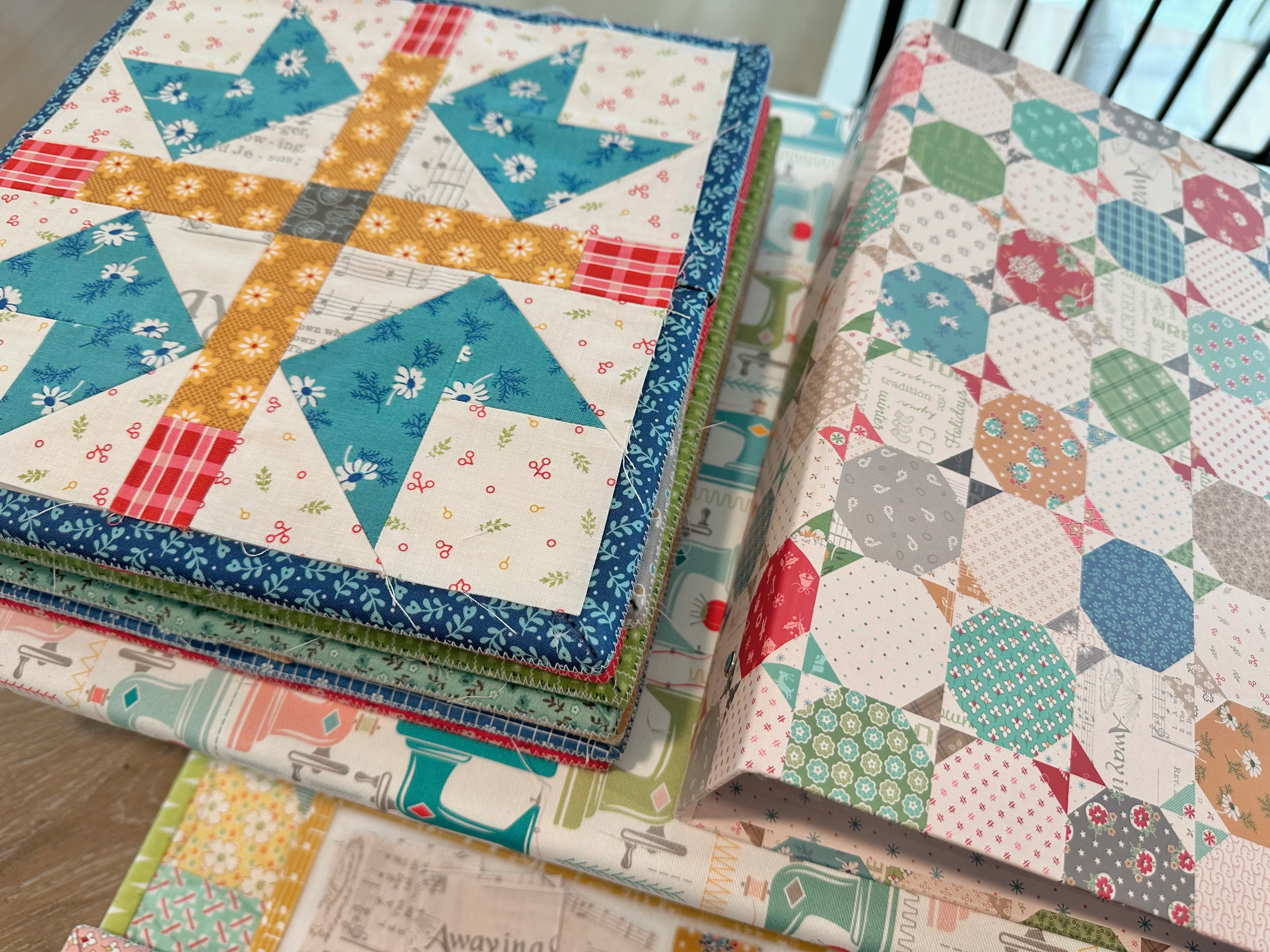 Sew Simple Shapes, Let's Make a SNOWMAN by Lori Holt of Bee in My Bonnet - Image 14