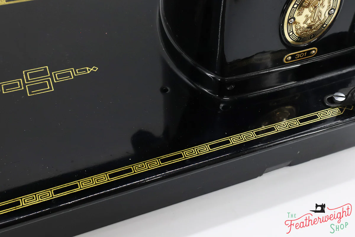 Singer 301 Sewing Machine, NA034*** - Image 10