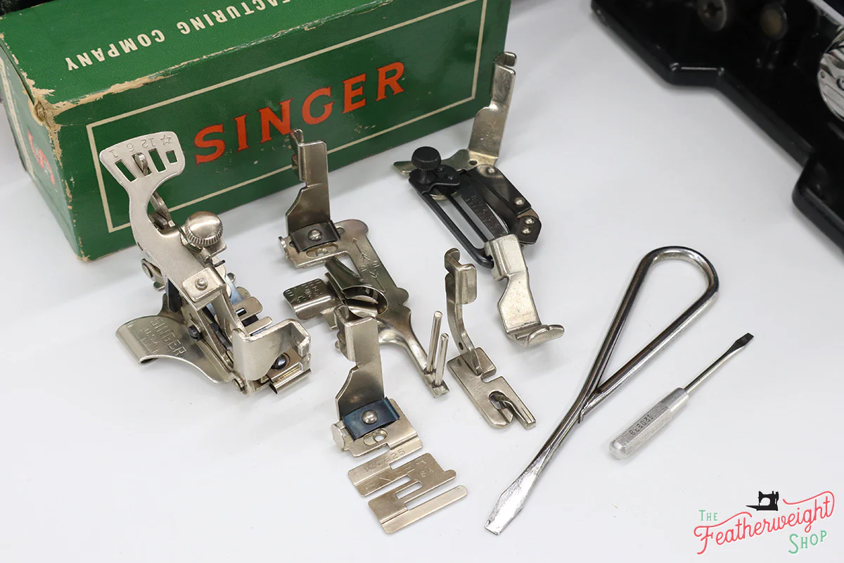 Singer 301 Sewing Machine, NA034*** - Image 17