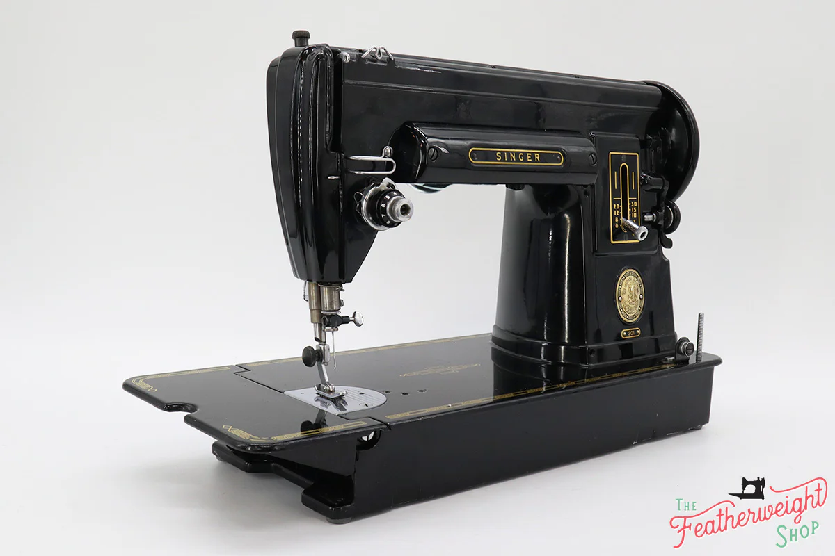 Singer 301 Sewing Machine, NA034*** - Image 3