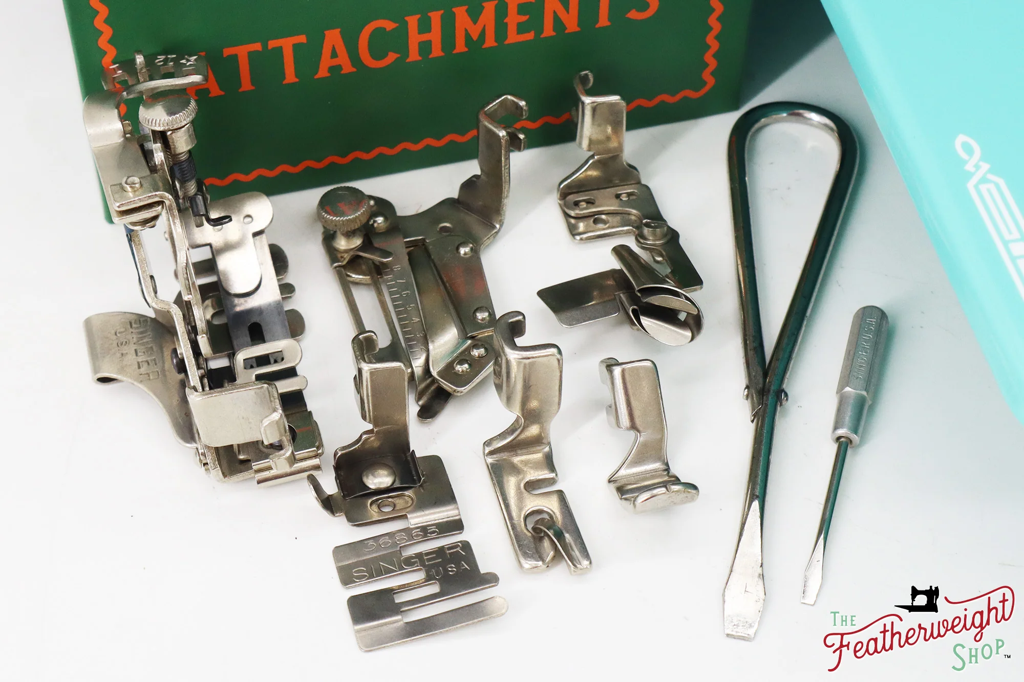 Singer Featherweight 221, AD7871** - Fully Restored in Tiffany Blue - Image 19