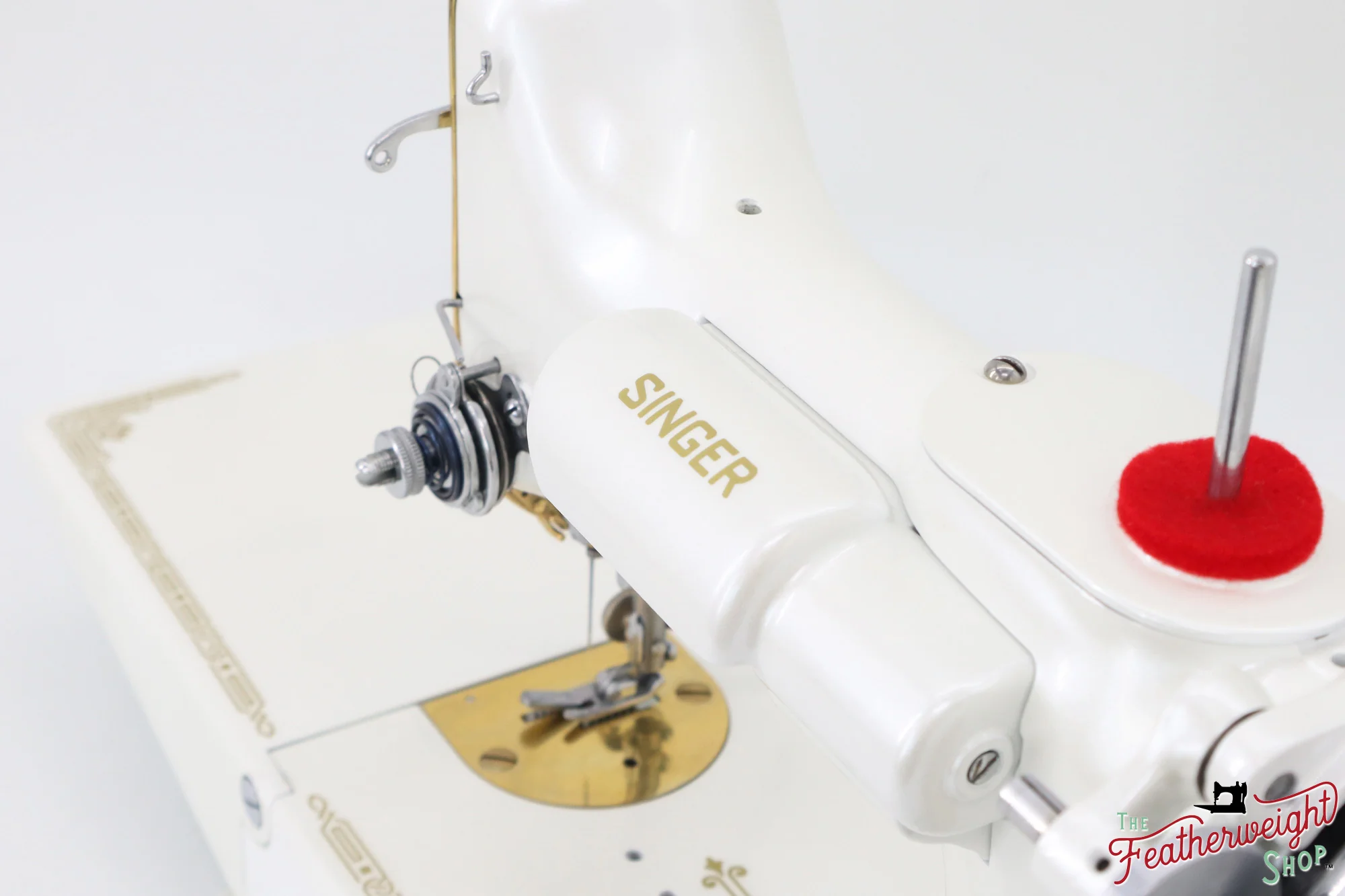 Singer Featherweight 221, AD883*** - Fully Restored in Cloud, Gold-Plated! - Image 19
