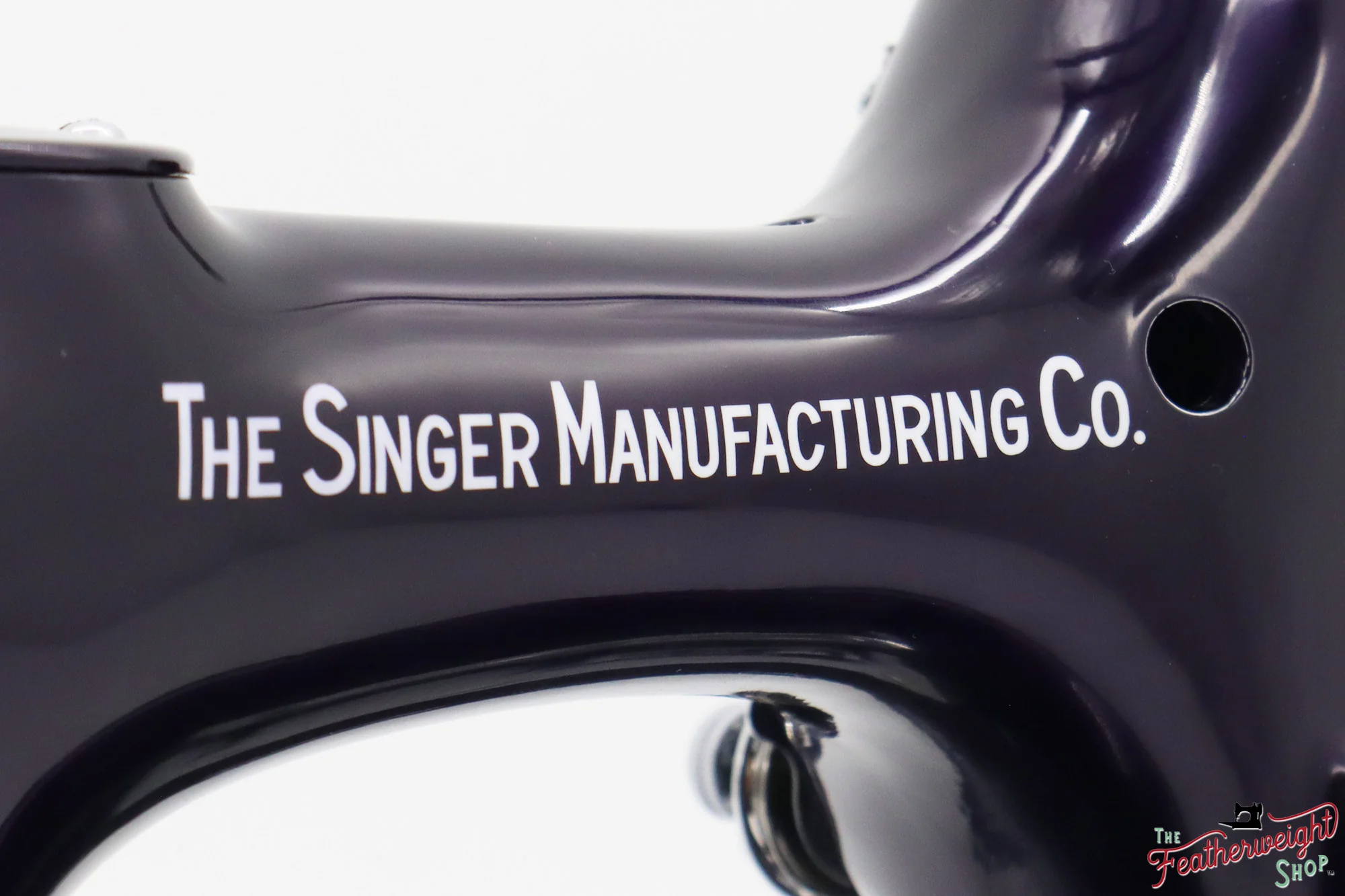 Singer Featherweight 221, AD946*** - Fully Restored in Black Iris - Image 10