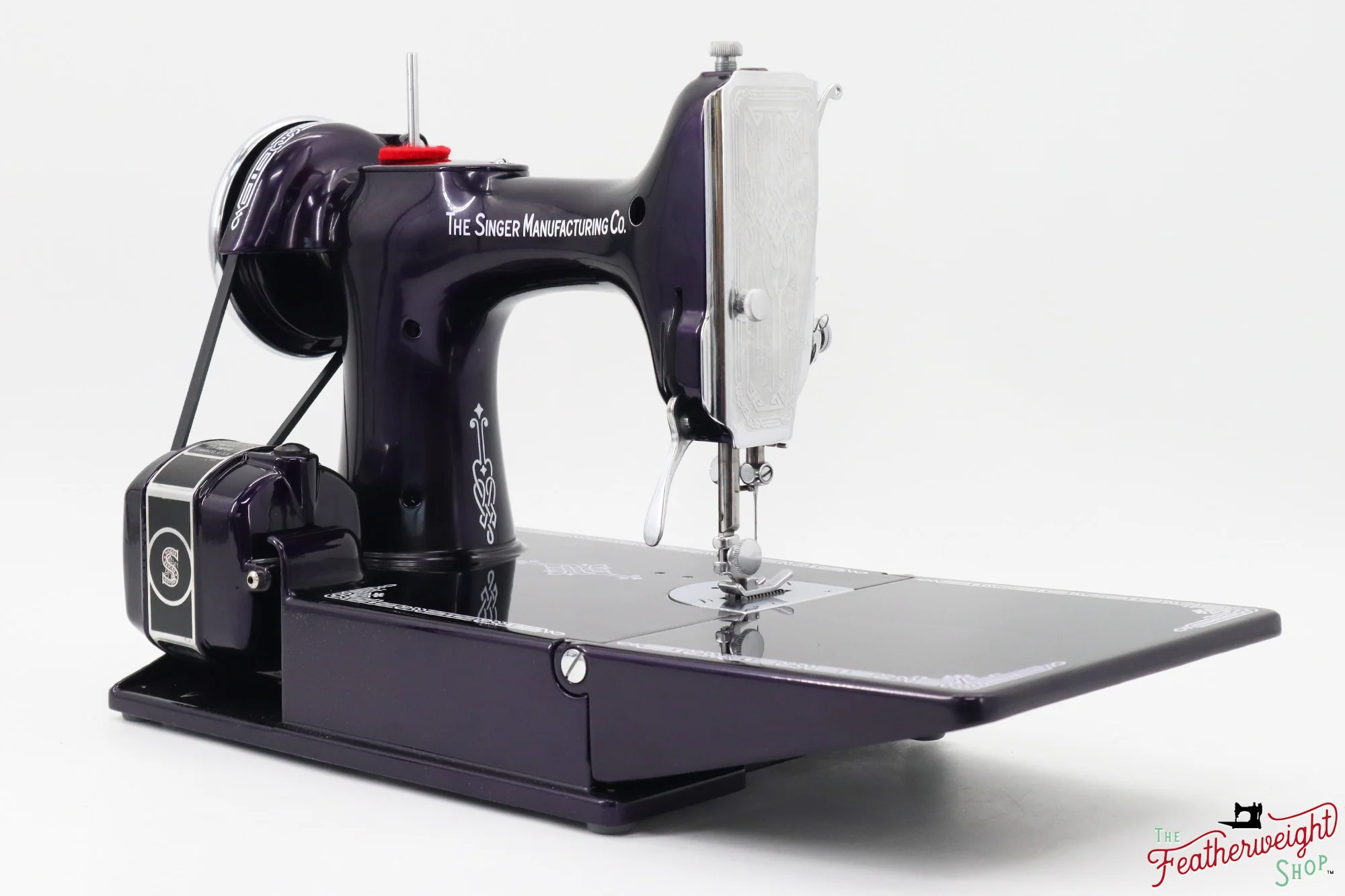 Singer Featherweight 221, AD946*** - Fully Restored in Black Iris - Image 6