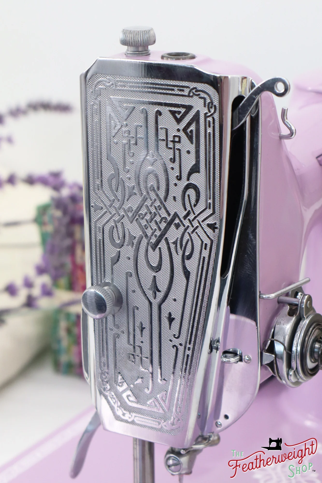Singer Featherweight 221, AD998*** - Fully Restored in Wisteria - Image 15