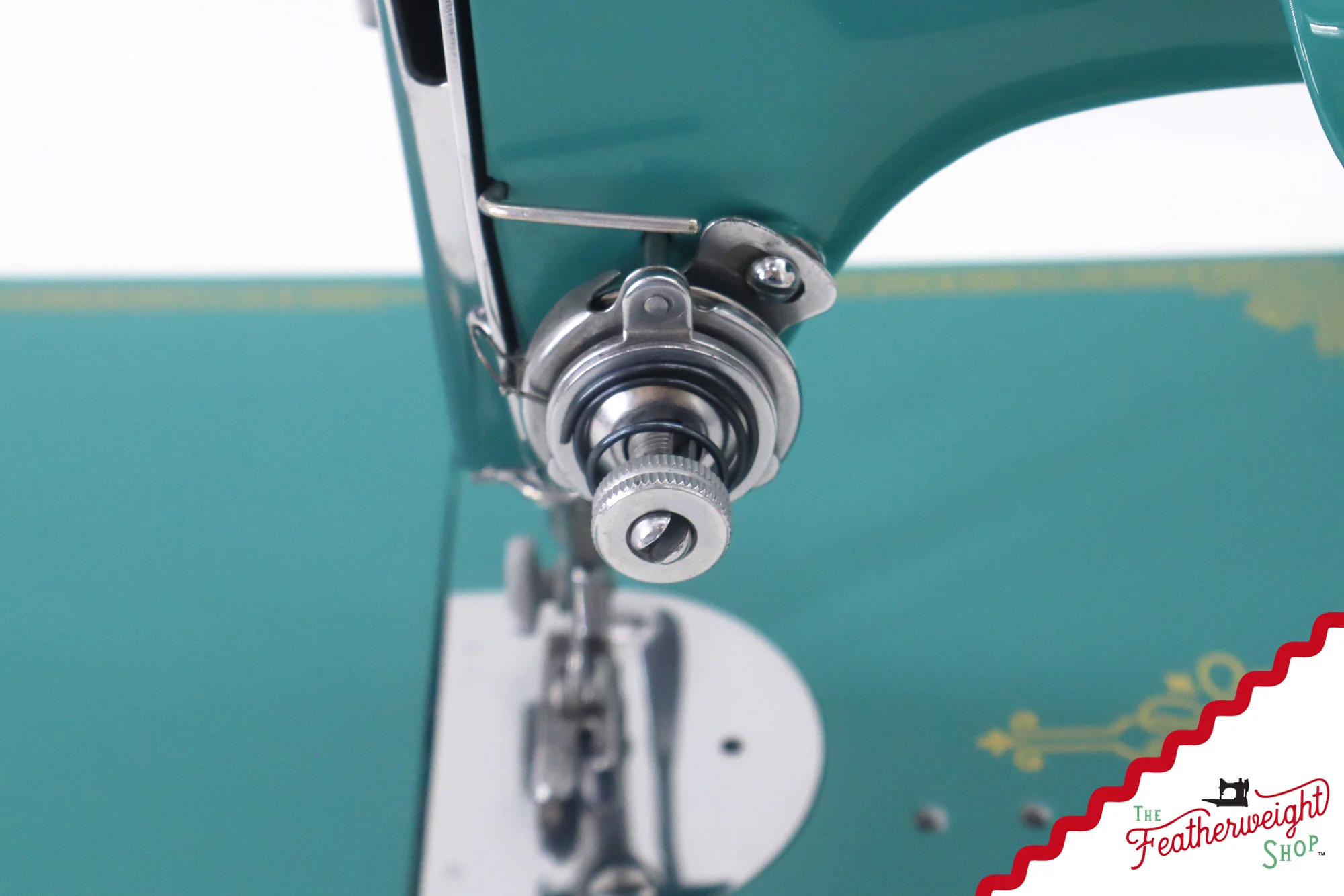 Singer Featherweight 221, AE061*** - Fully Restored in Lagoon - Image 17