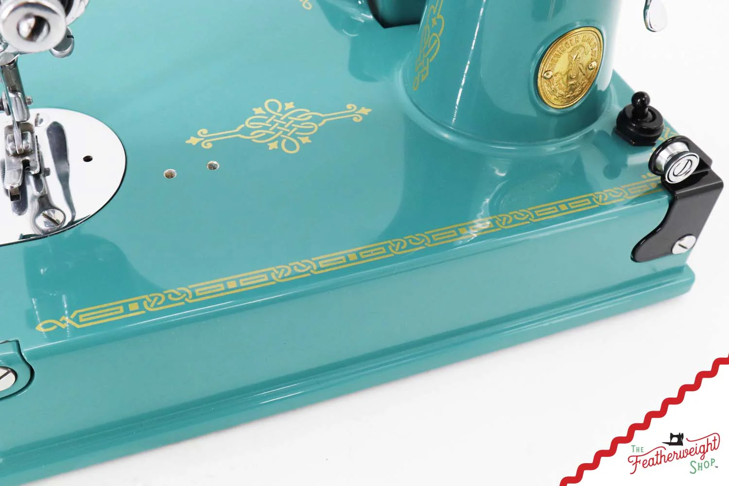 Singer Featherweight 221, AE079*** - Fully Restored in Lagoon - Image 11