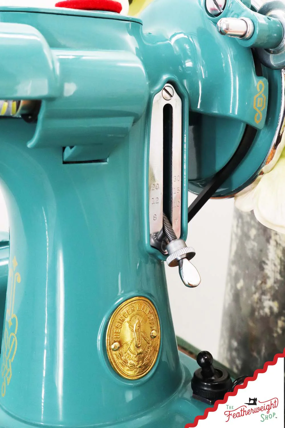 Singer Featherweight 221, AE079*** - Fully Restored in Lagoon - Image 17