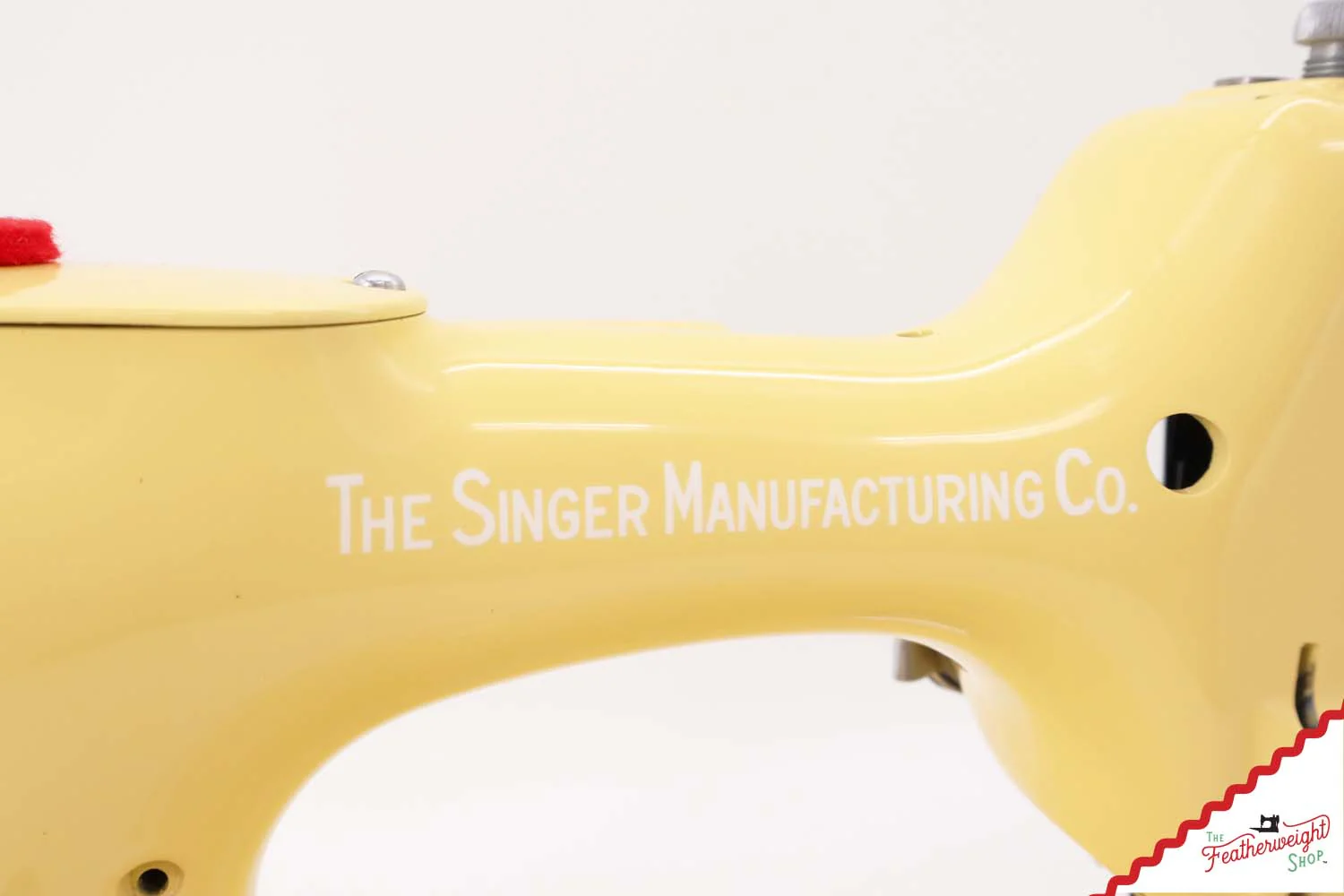 Singer Featherweight 221 AF0831** - Fully Restored in Happy Yellow - Image 12