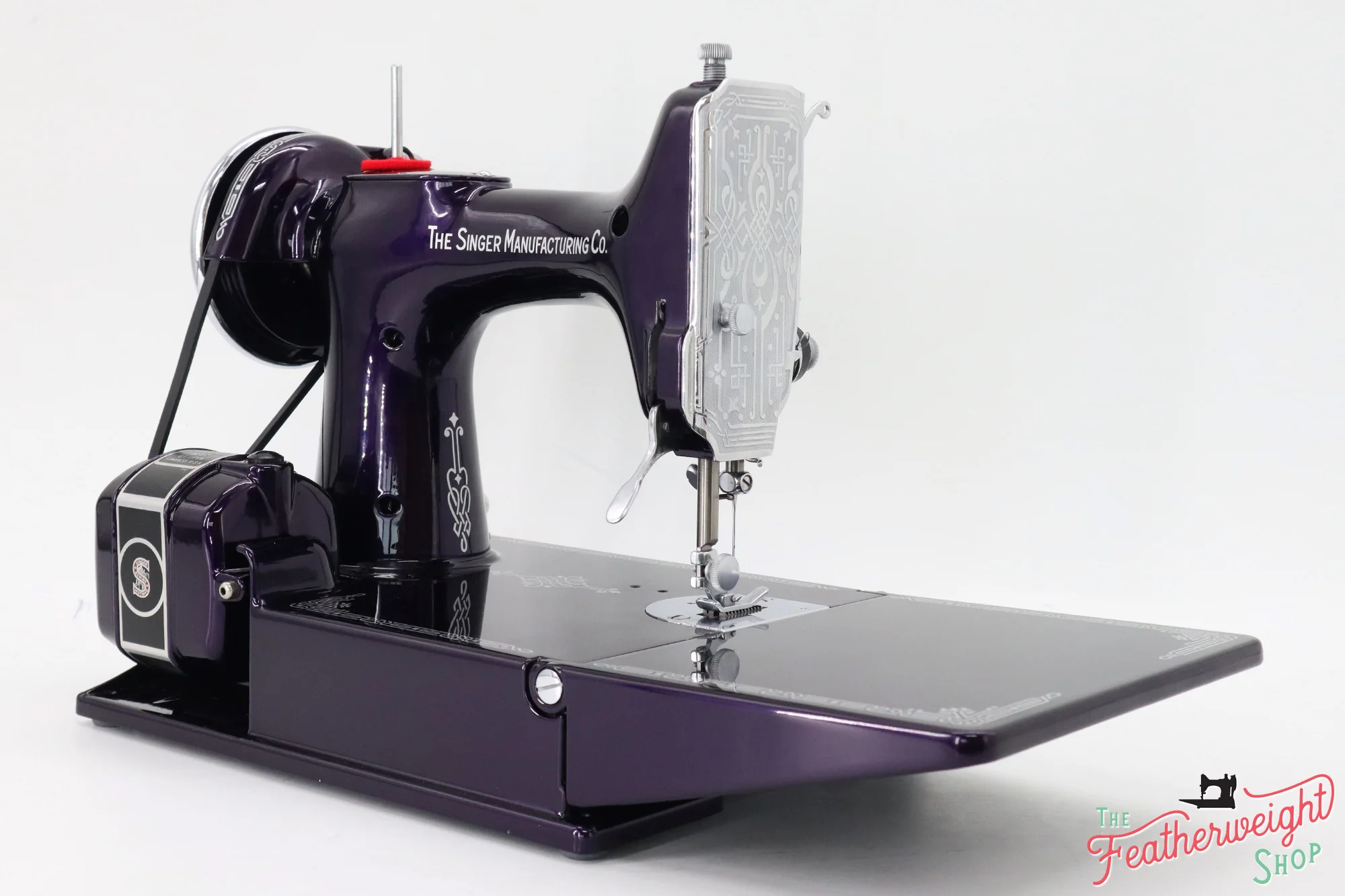 Singer Featherweight 221 AF1708** - Fully Restored in Black Iris - Image 6