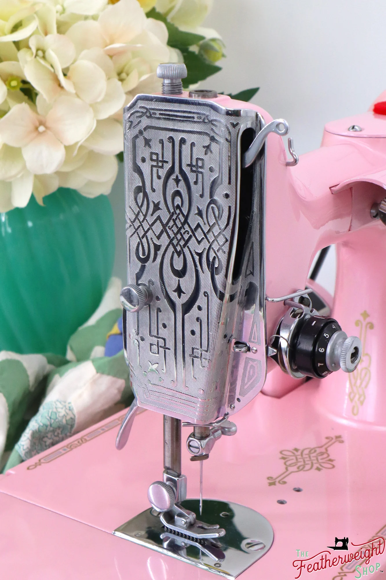 Singer Featherweight 221, AF481*** - Fully Restored in Pink Frosting - Image 7