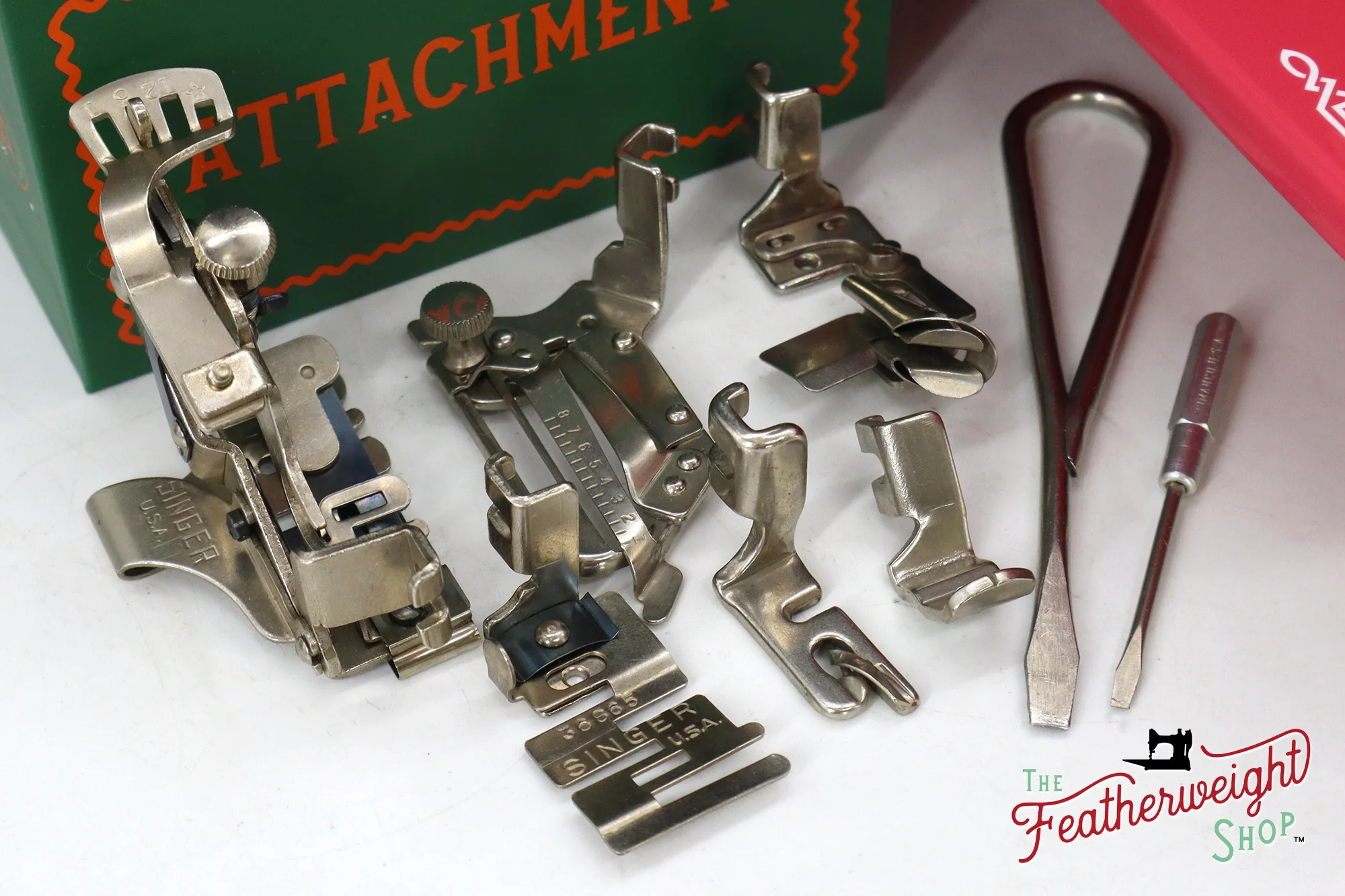 Singer Featherweight 221, AF753*** - Fully Restored in Happy Pink Grapefruit - Image 16