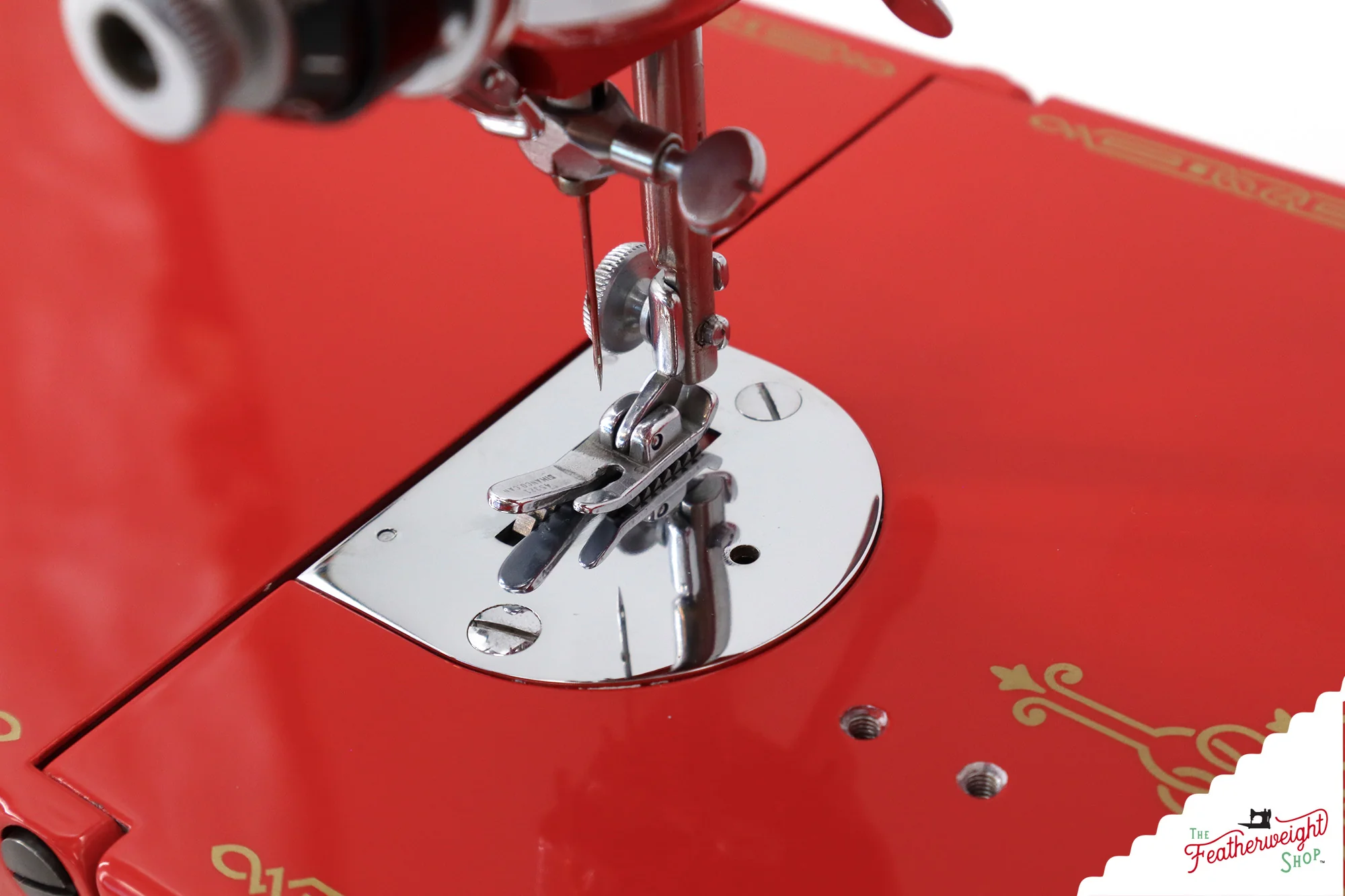 Singer Featherweight 221 AG877*** - Fully Restored in Liberty Red - Image 13