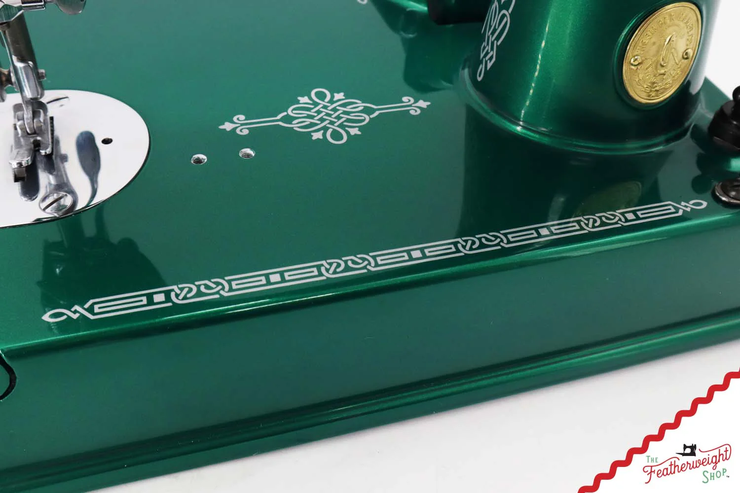 Singer Featherweight 221 AH053*** - Fully Restored in Emerald Green - Image 11