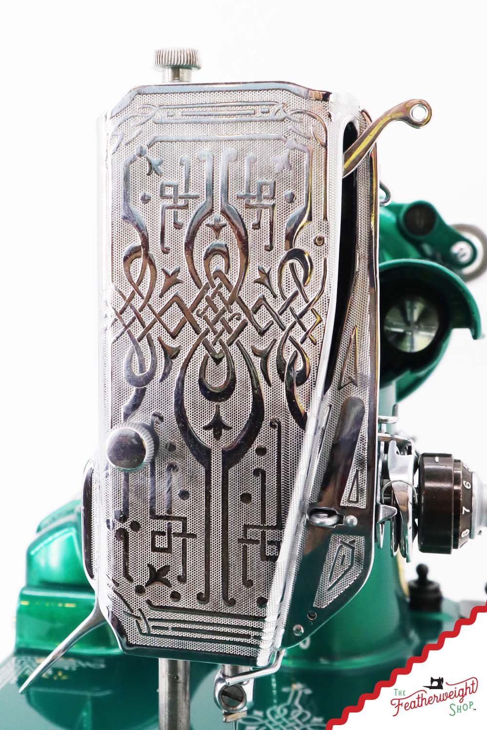 Singer Featherweight 221 AH053*** - Fully Restored in Emerald Green - Image 17