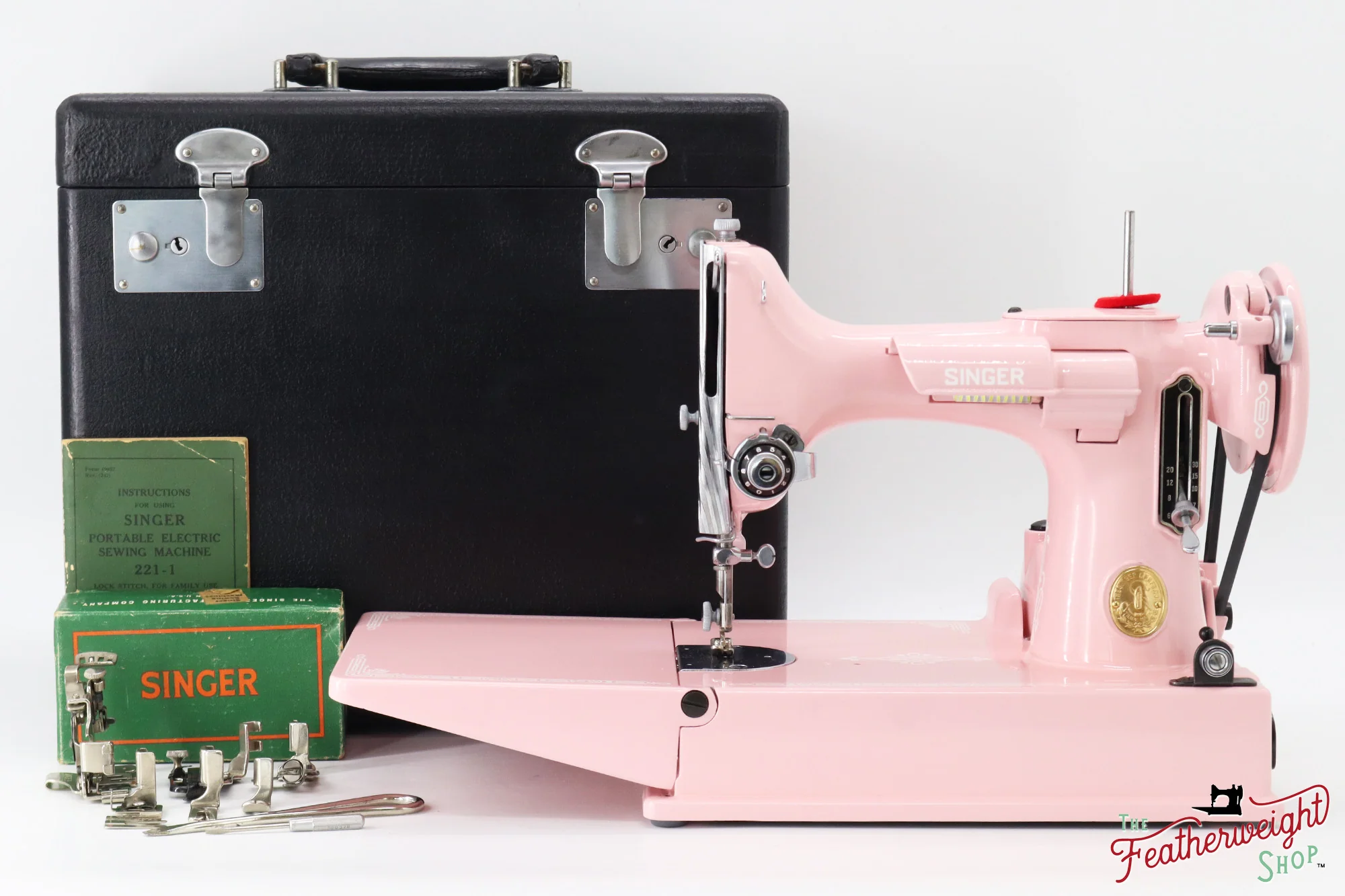 Singer Featherweight 221, AH120*** - Fully Restored in Cotton Candy Pink - Image 4