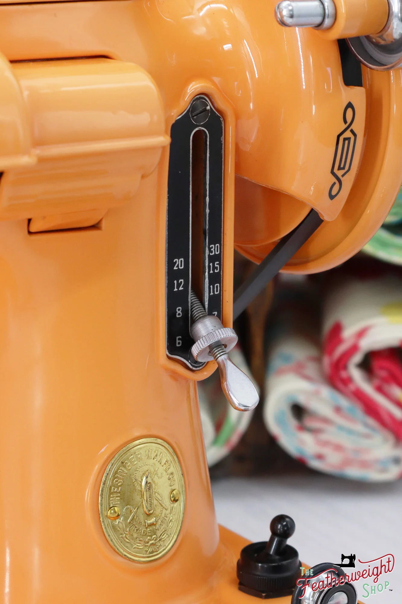 Singer Featherweight 221, AH219*** - Fully Restored in Happy Papaya - Image 13