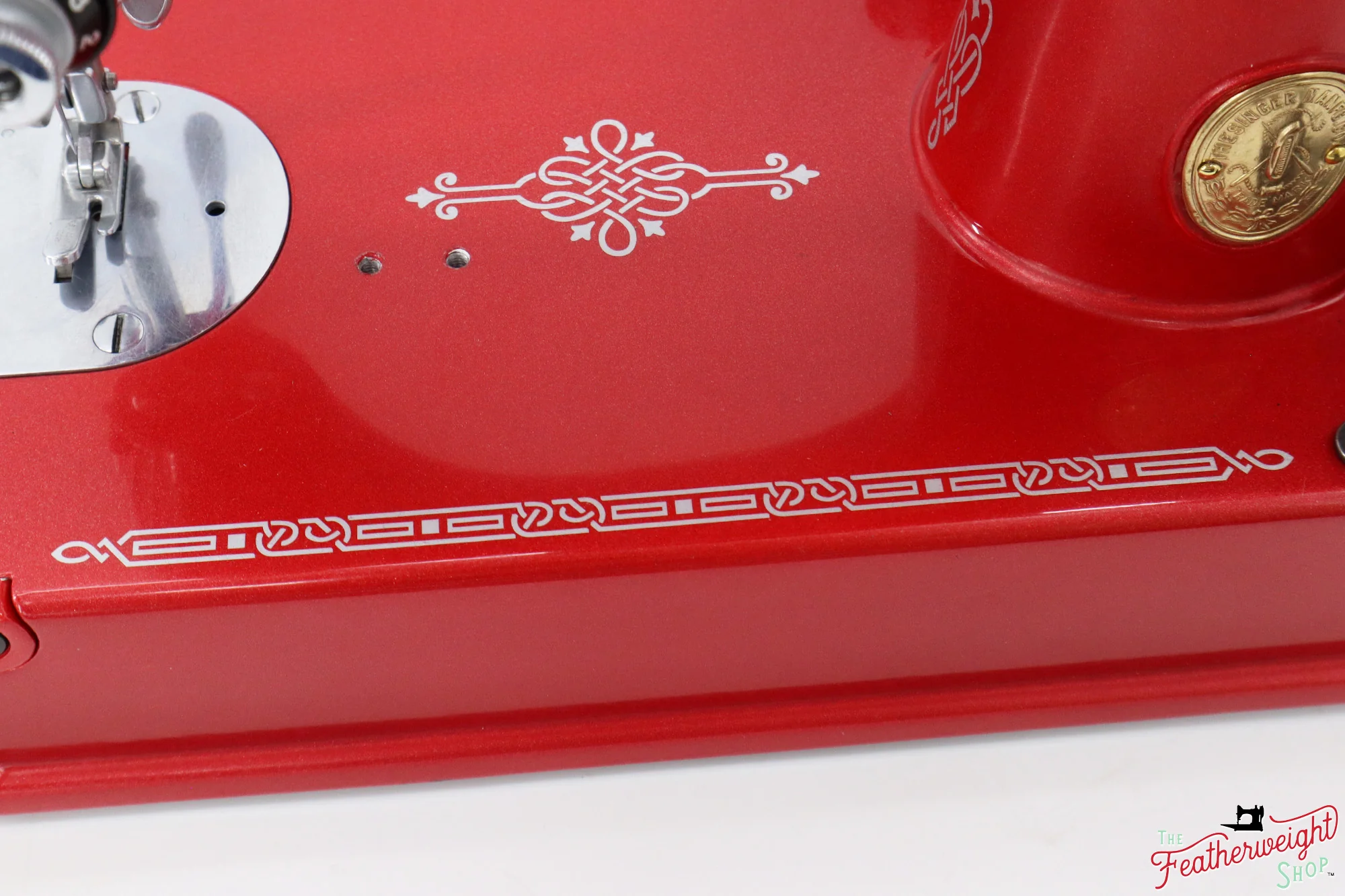 Singer Featherweight 221, AH318*** - Fully Restored in Candy Apple Red - Image 11