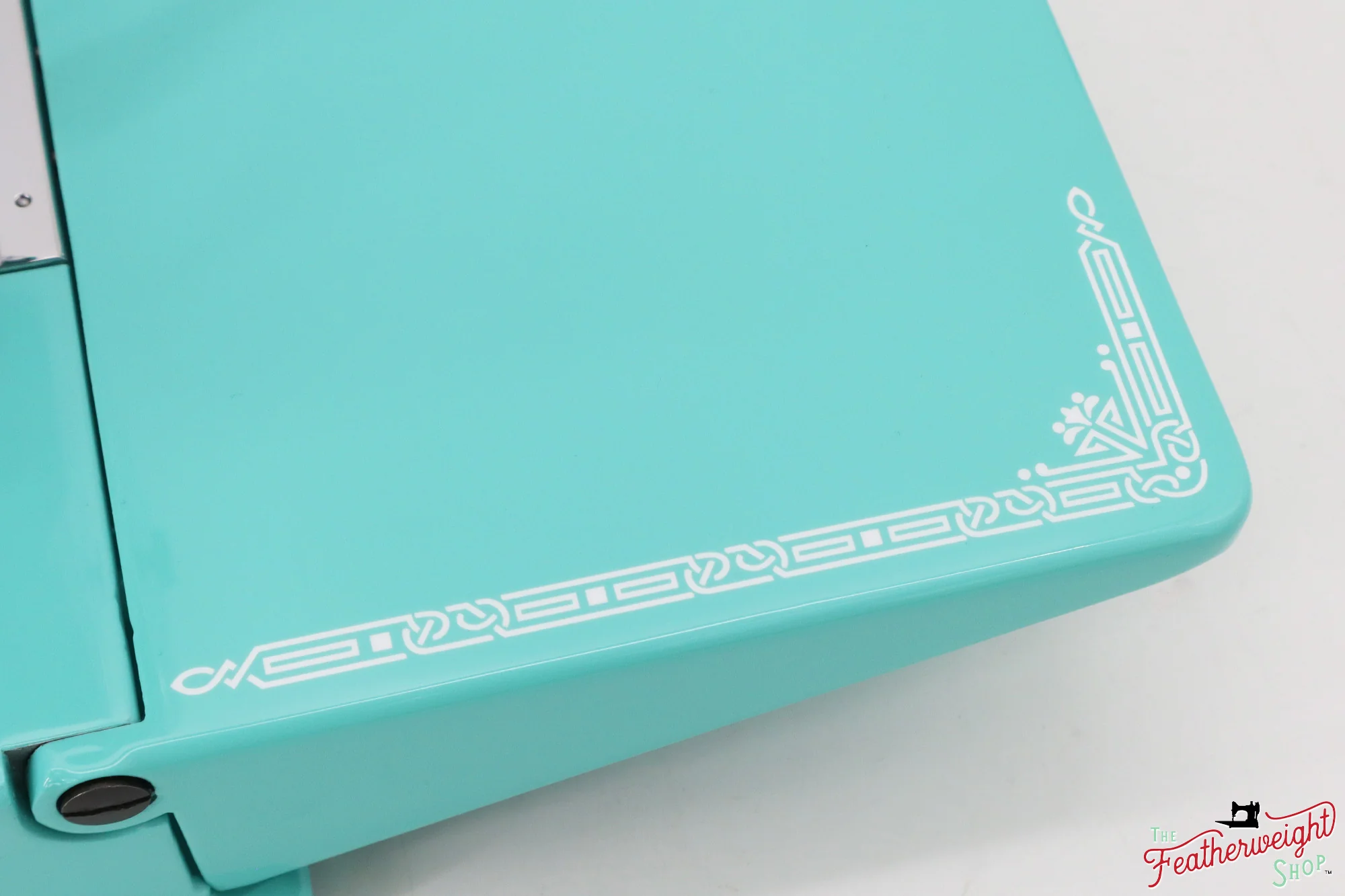 Singer Featherweight 221, AH334*** - Fully Restored in Tiffany Blue - Image 11