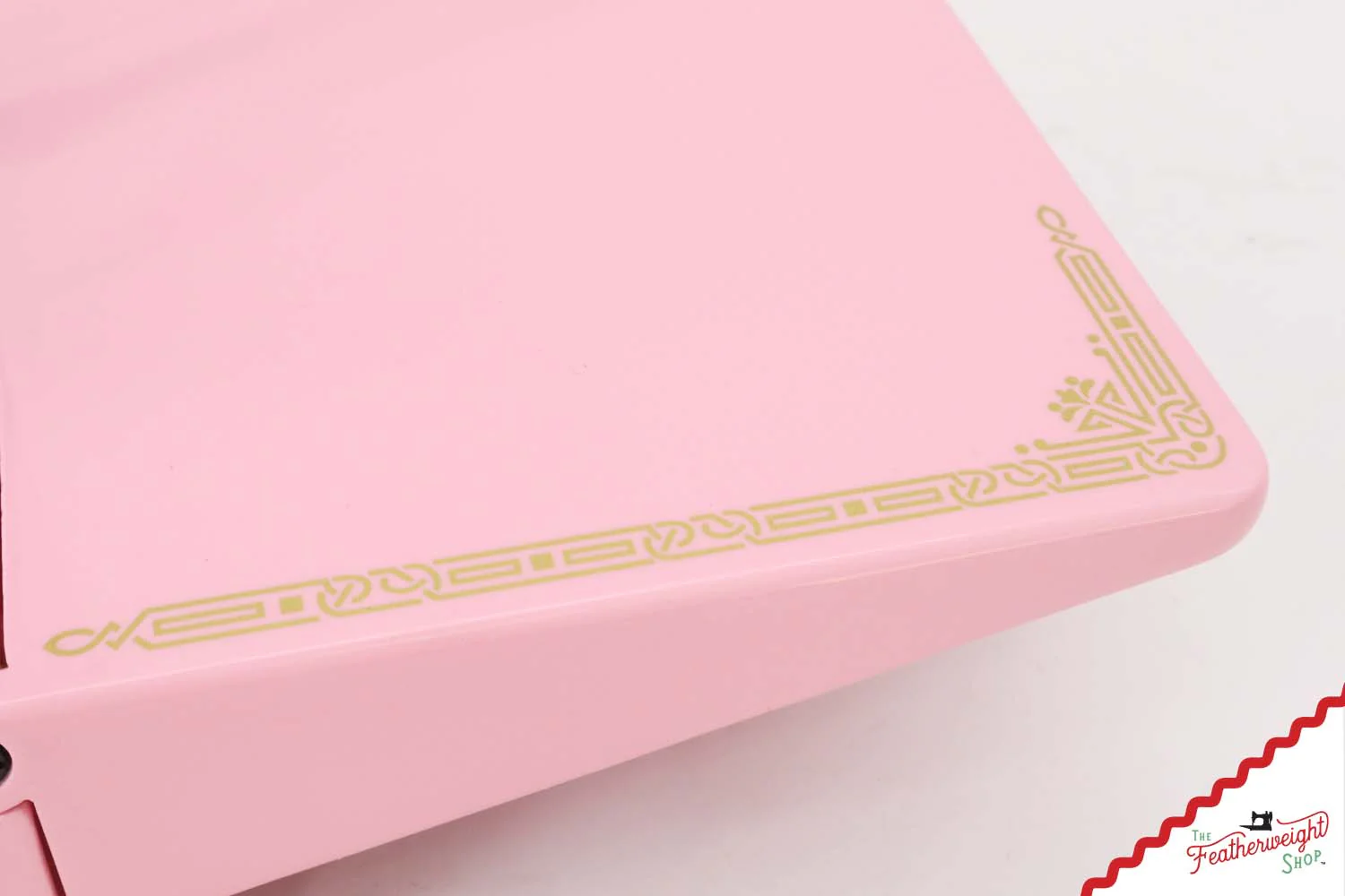 Singer Featherweight 221 AH577*** - Fully Restored in Rosy Posy Pink - Image 10