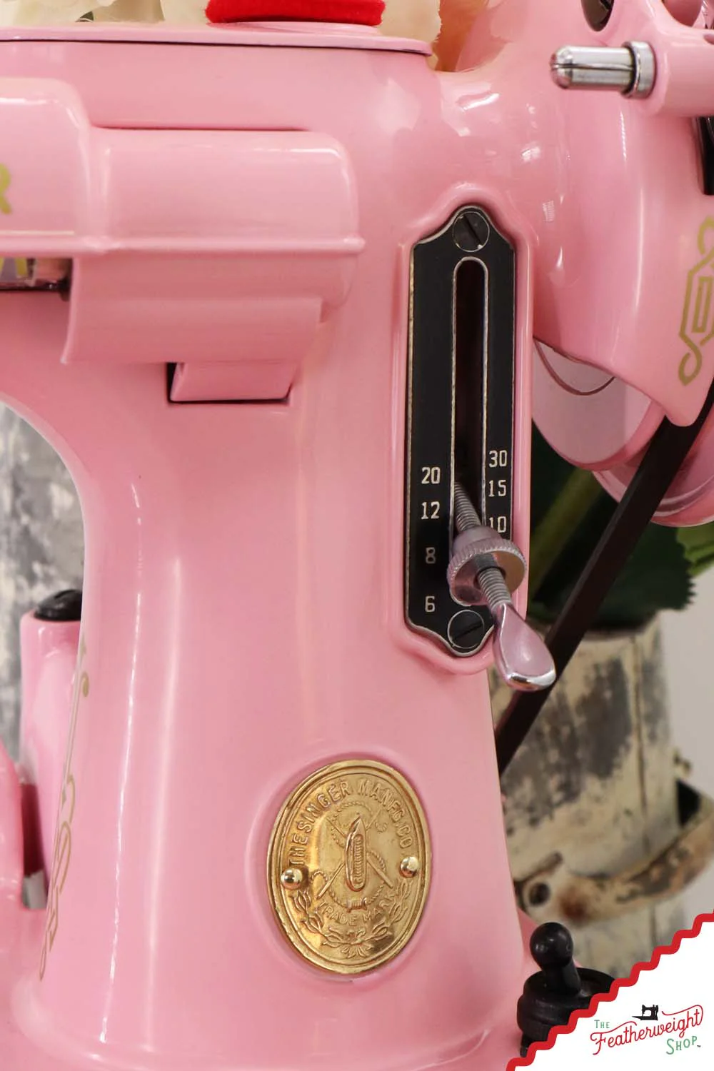 Singer Featherweight 221 AH577*** - Fully Restored in Rosy Posy Pink - Image 15