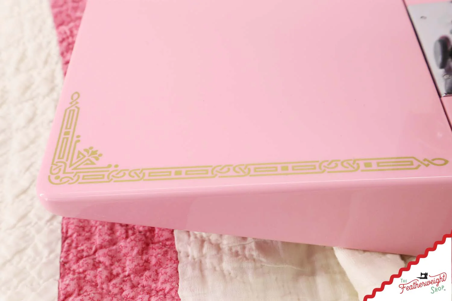 Singer Featherweight 221 AH577*** - Fully Restored in Rosy Posy Pink - Image 9