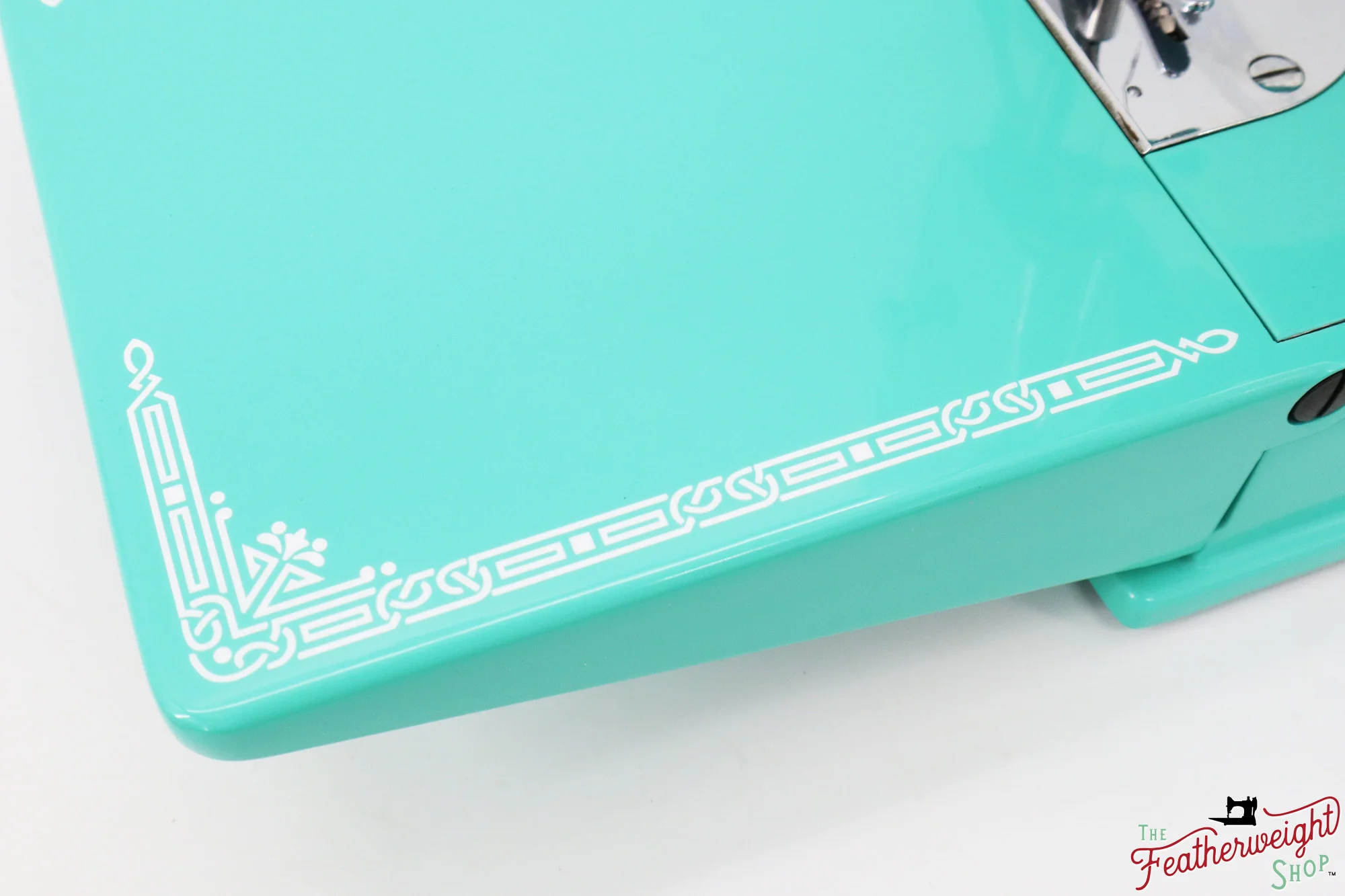 Singer Featherweight 221, AJ217*** - Fully Restored in Caribbean Sea Green - Image 10