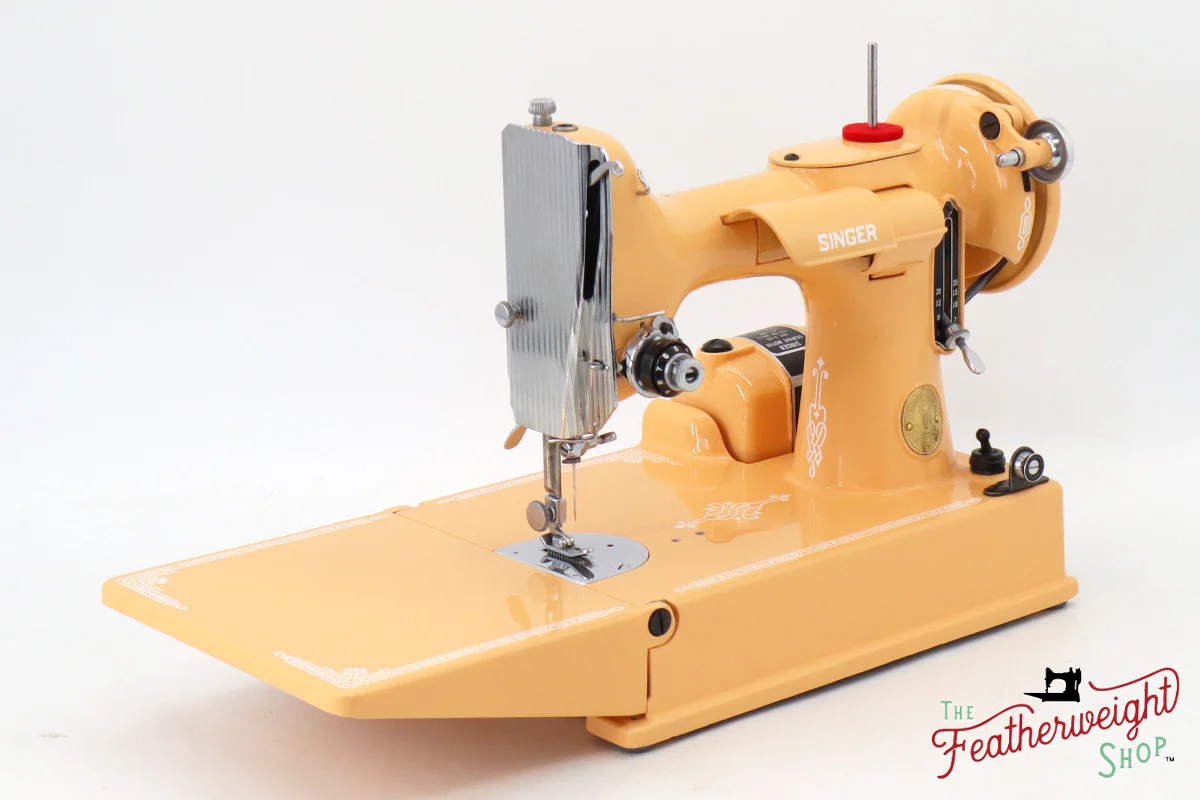 Singer Featherweight 221, AJ569*** - Fully Restored in Dreamcicle - Image 3