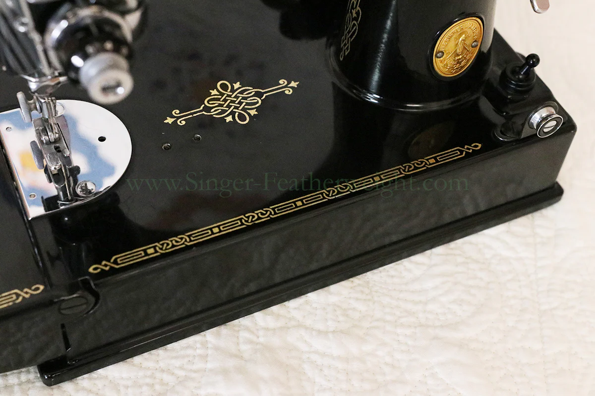 Singer Featherweight 221 Sewing Machine, AJ198*** - Image 11