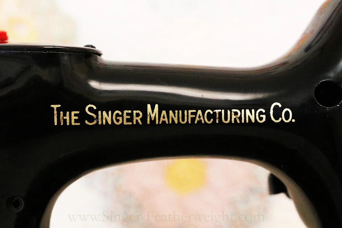 Singer Featherweight 221 Sewing Machine, AJ198*** - Image 13