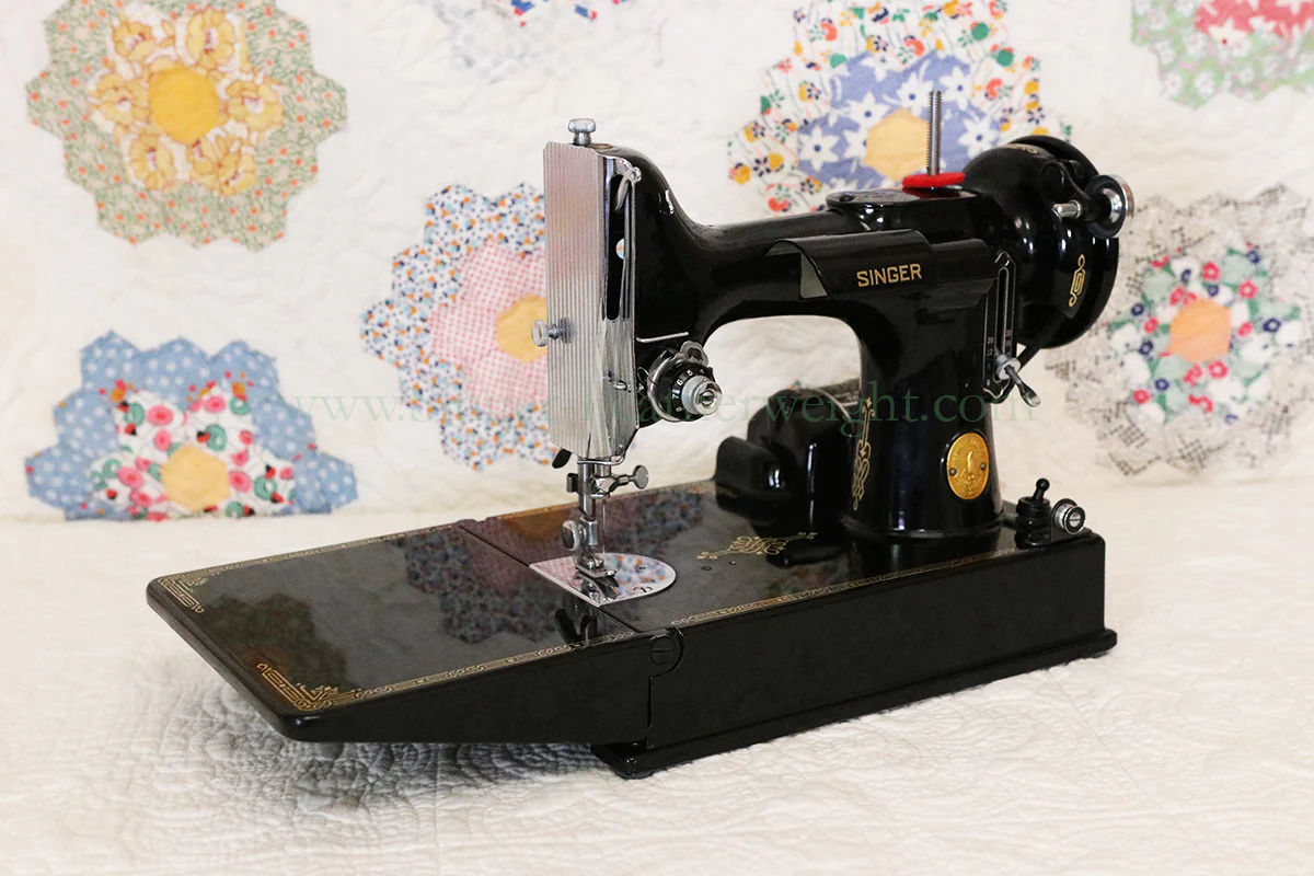 Singer Featherweight 221 Sewing Machine, AJ198*** - Image 2