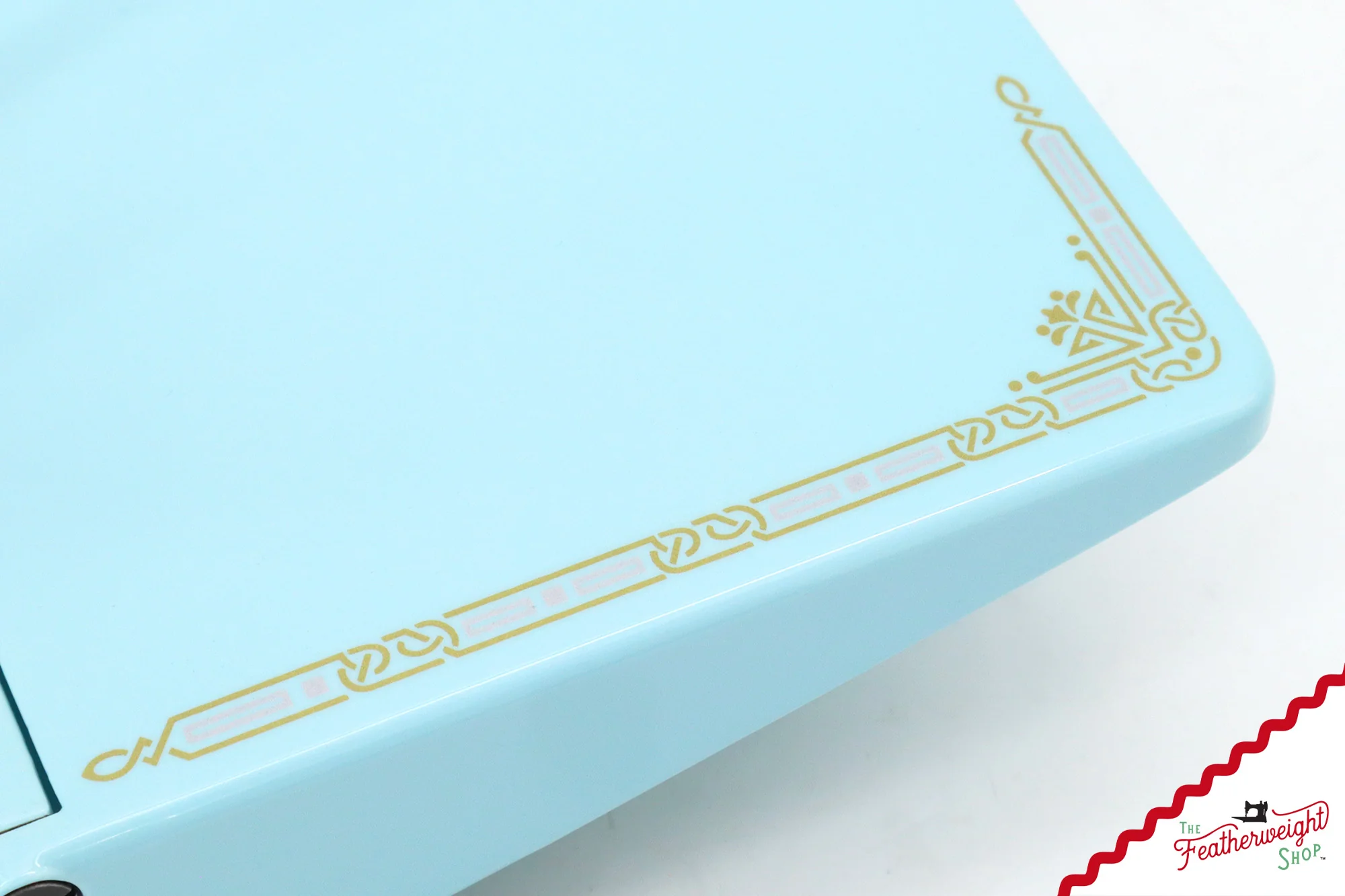 Singer Featherweight 221 - AK102*** - Fully Restored in Snowflake Blue - Image 10
