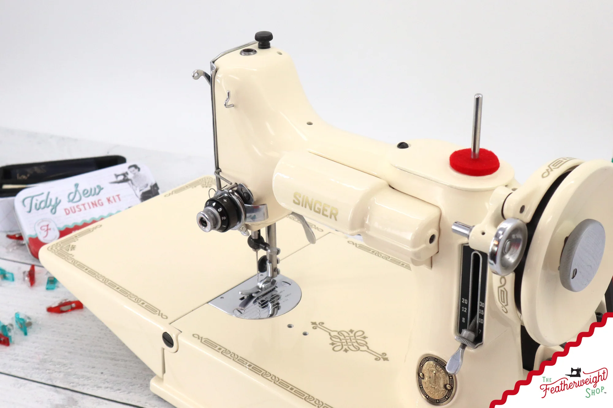 Singer Featherweight 221, AL0333** - Fully Restored in Sugar Cookie - Image 13