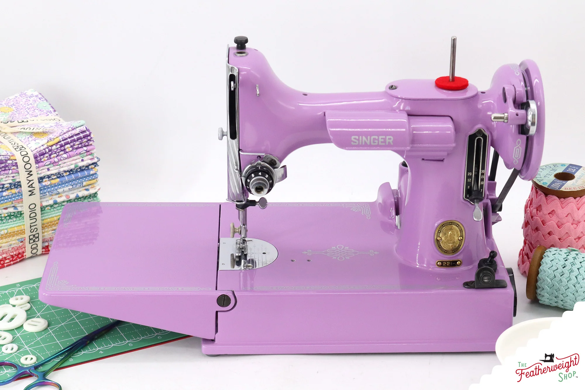 Singer Featherweight 221, AL422*** - Fully Restored in Lilac - Image 2