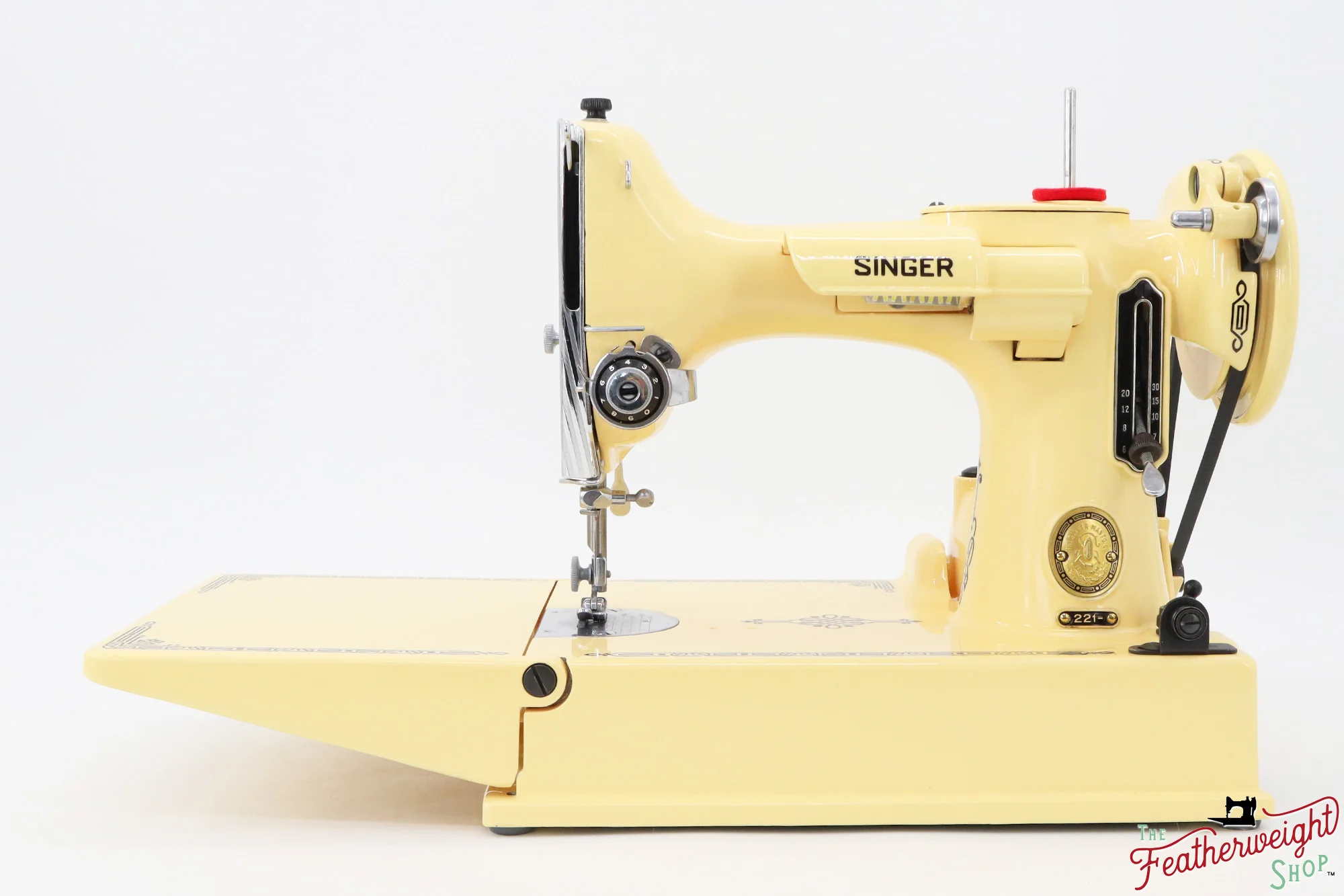 Singer Featherweight 221, AL562*** - Fully Restored in Happy Yellow - Image 3