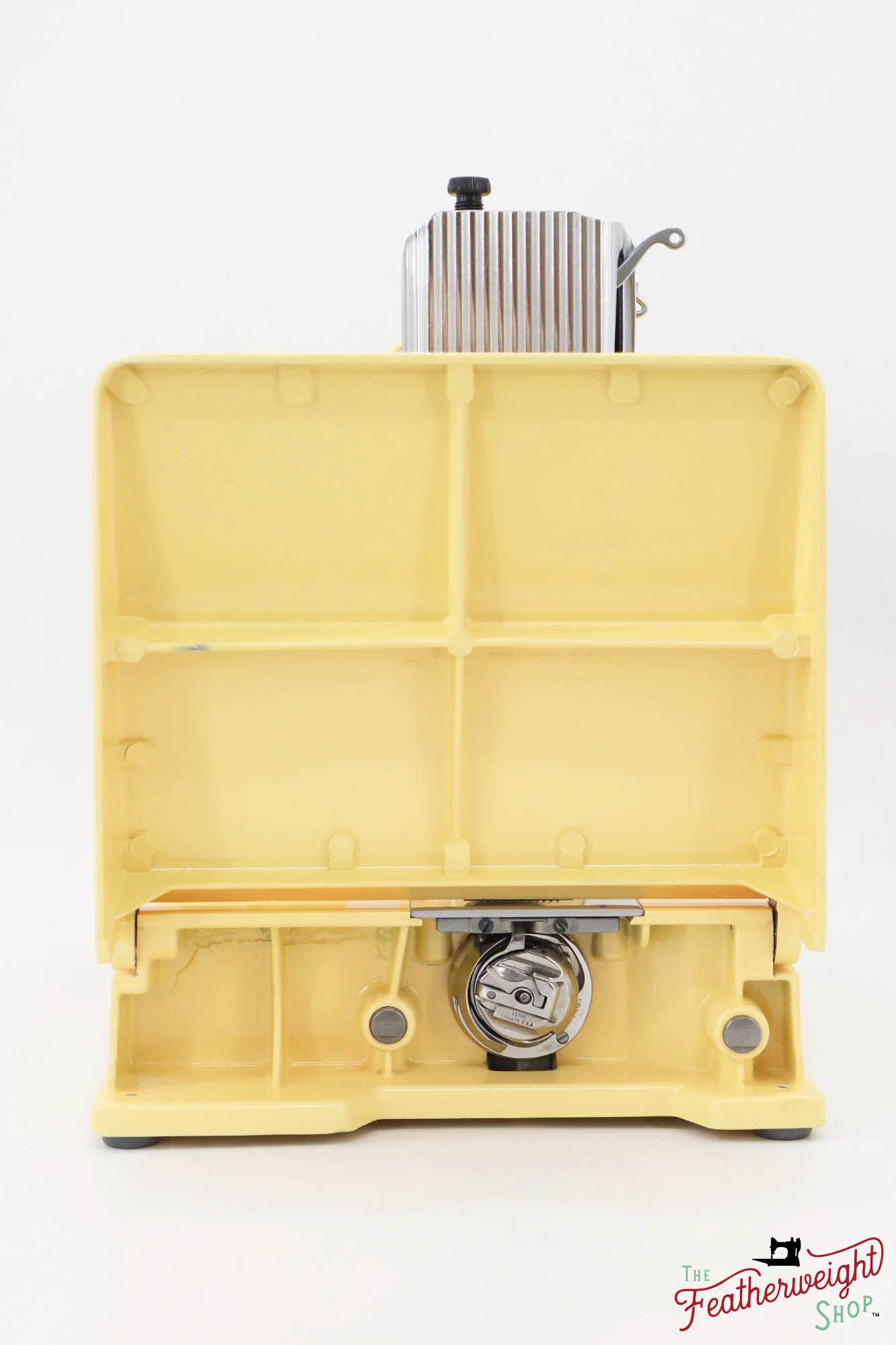 Singer Featherweight 221, AL562*** - Fully Restored in Happy Yellow - Image 9